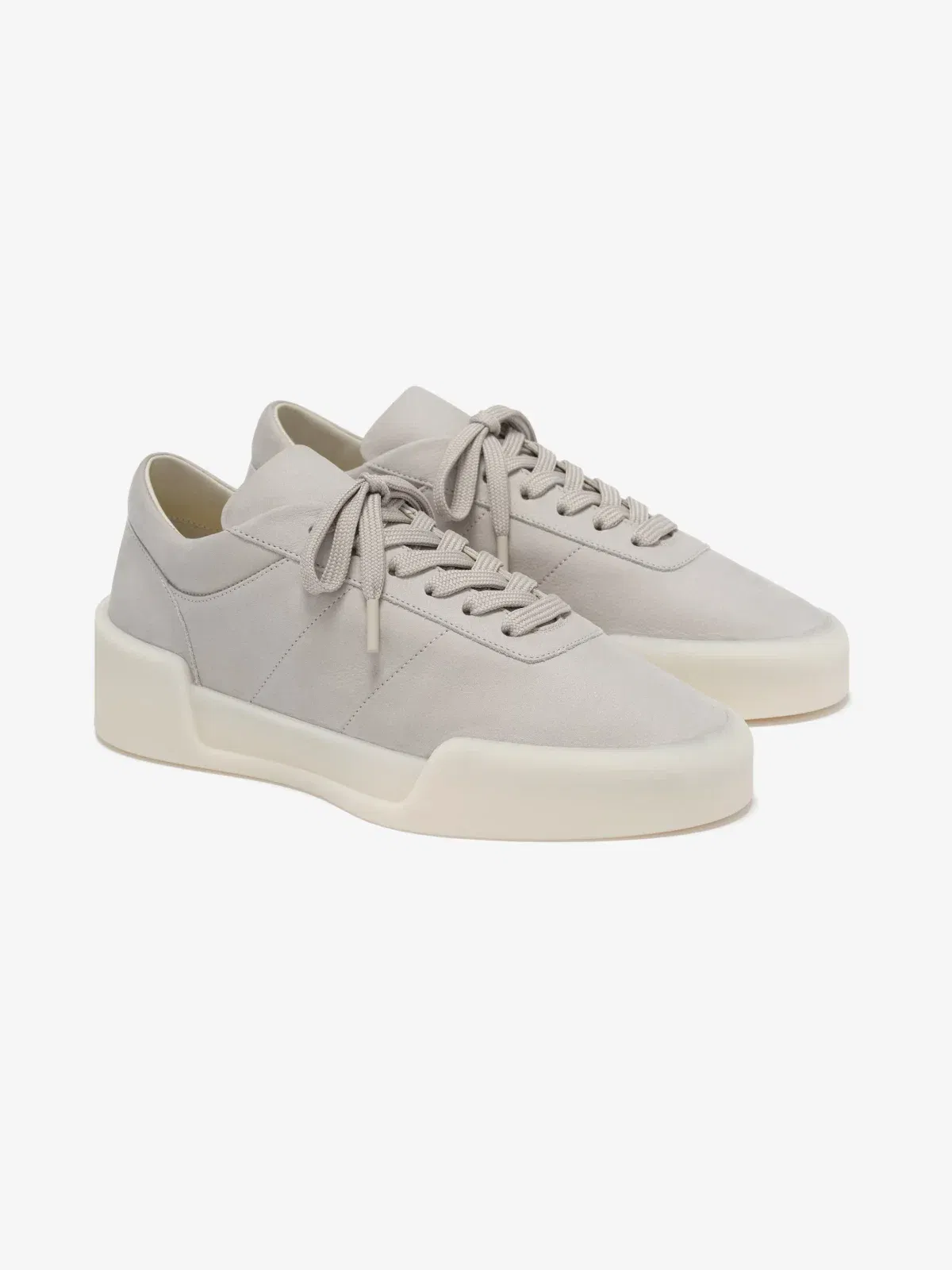 Essentials Suede Aerobic Low Light Grey
