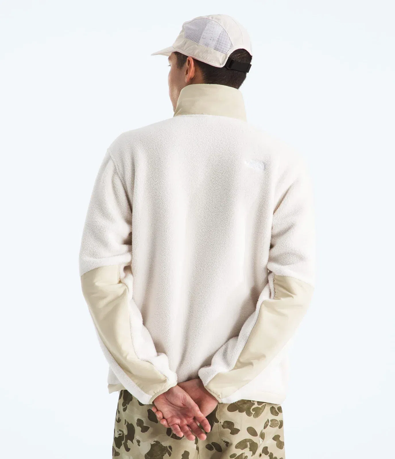 The North Face Men’s Yumiori Off Peak ½-Zip Jacket White Dune