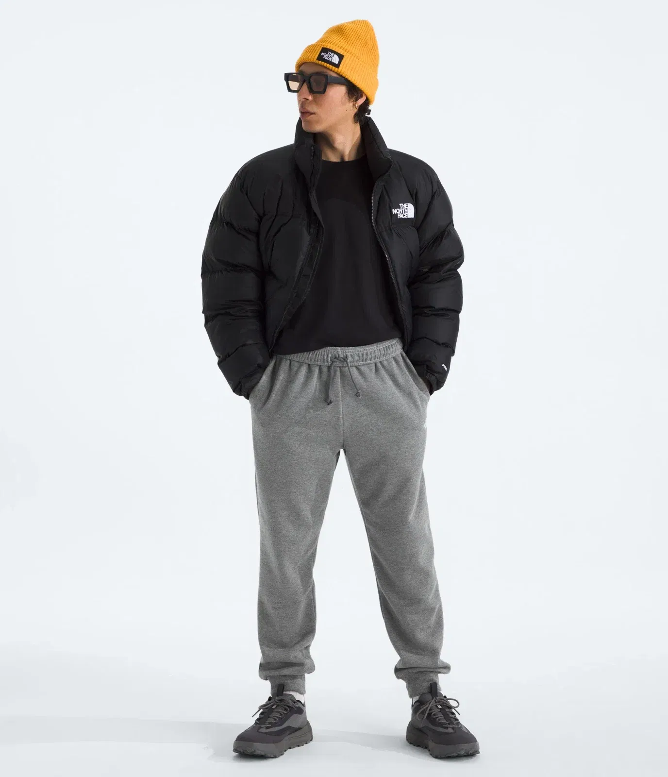 The North Face Men’s Evolution Simple Dome Regular Joggers TNF Mid Grey Heather