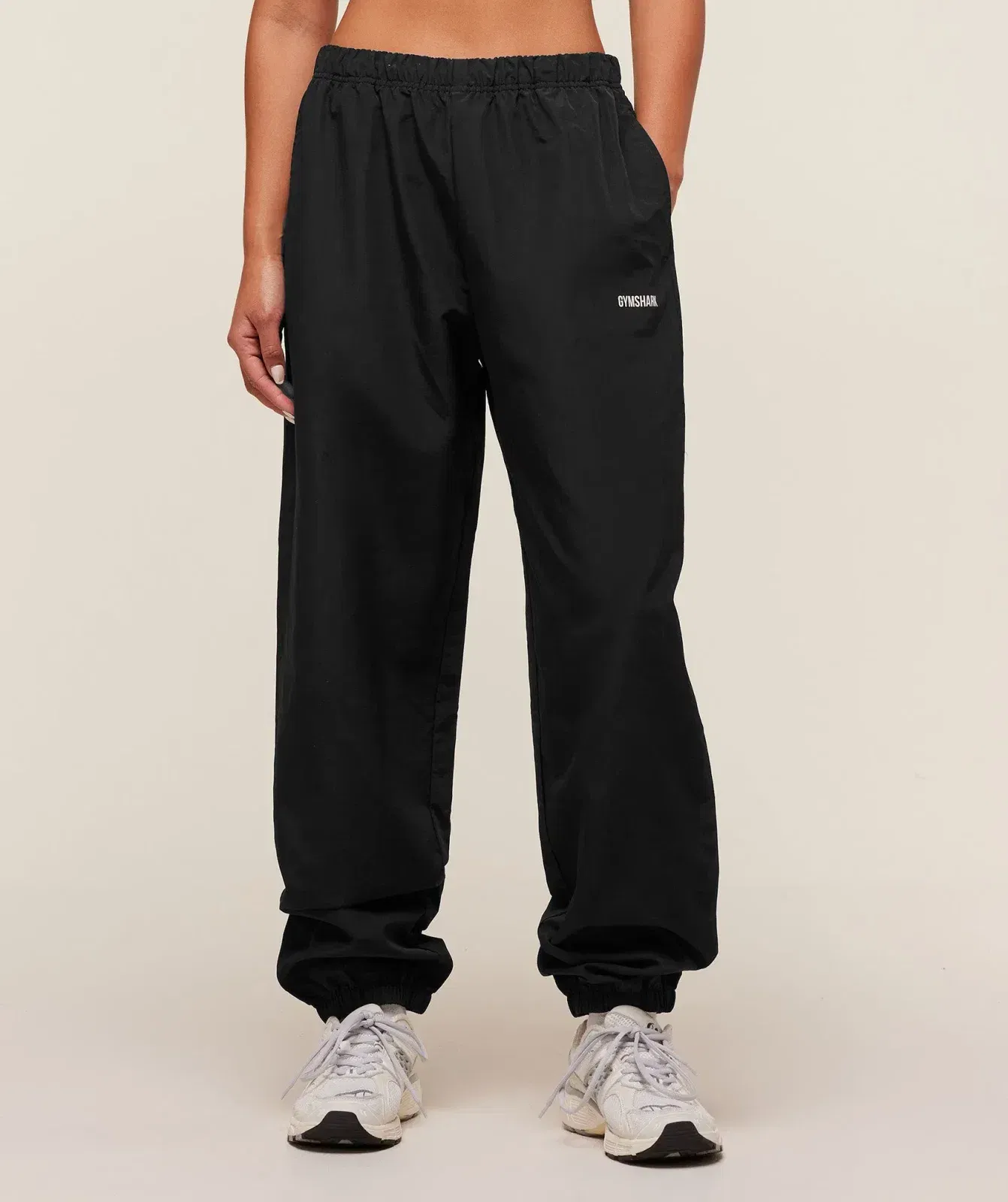 Women's Gymshark Woven Track Pants Black