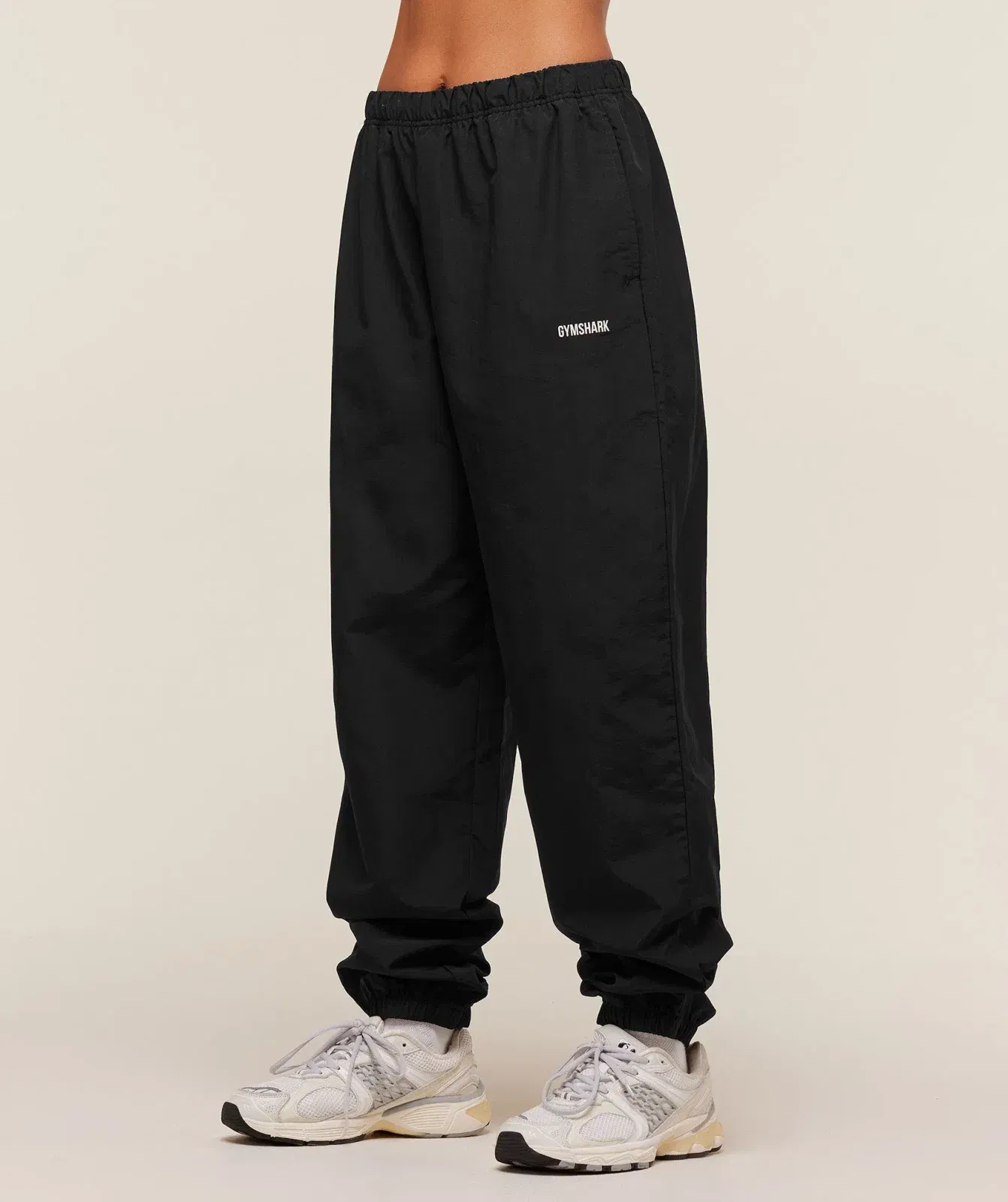 Women's Gymshark Woven Track Pants Black
