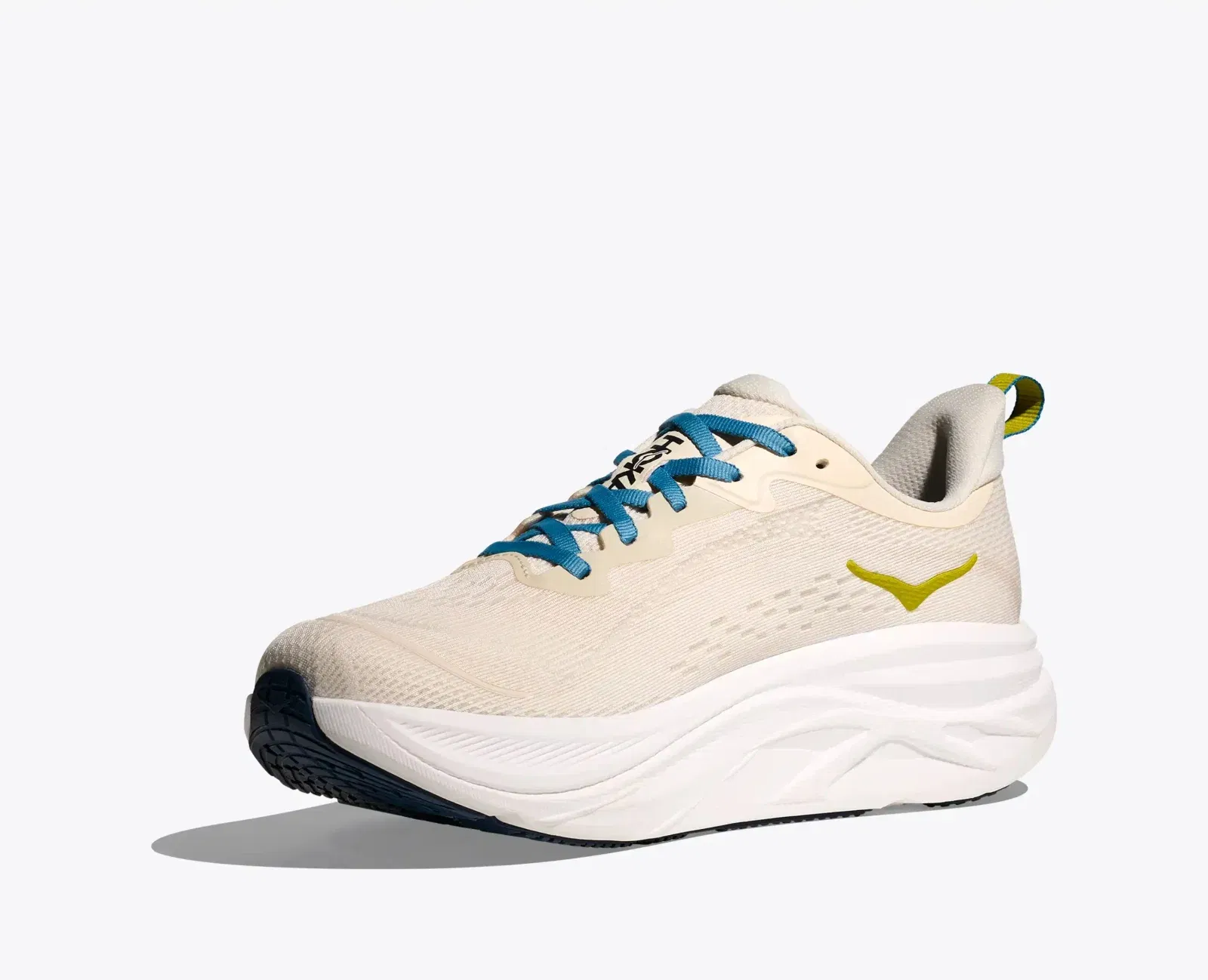 Hoka 'S Skyflow
