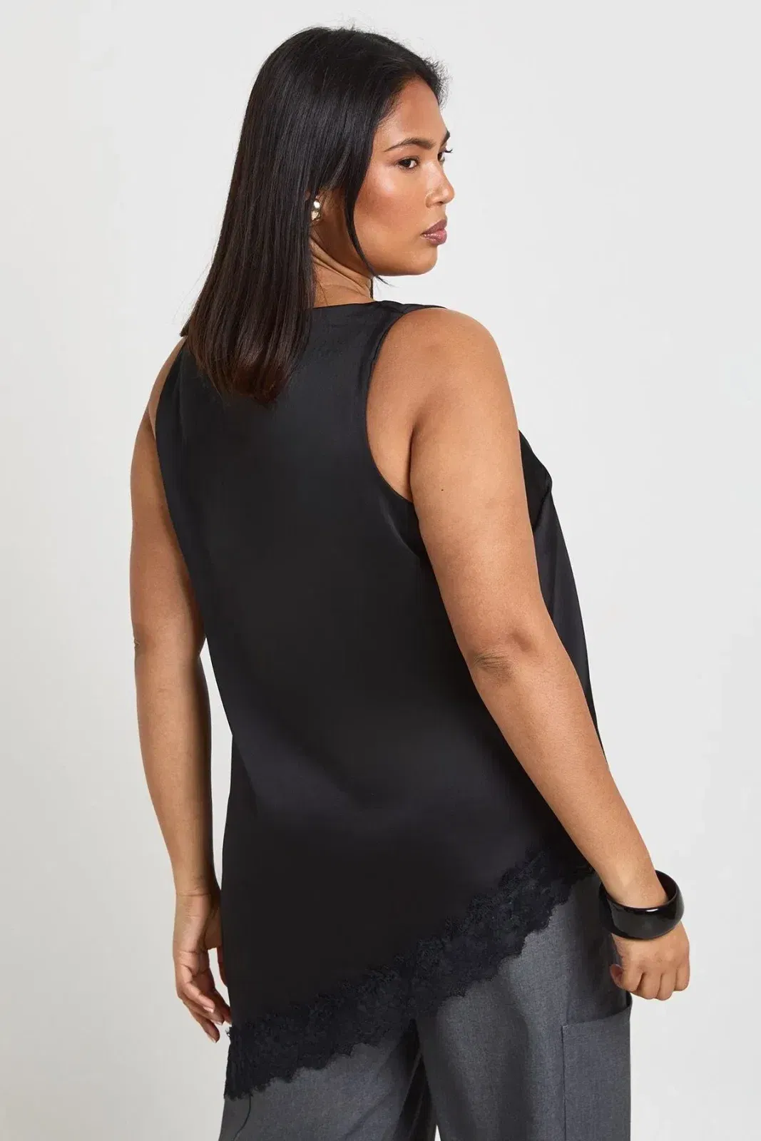 Plus Scoop Neck Asymmetric Hem Cami Top