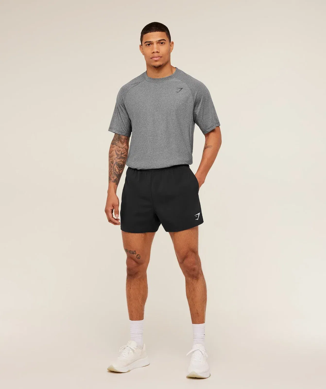 Gymshark Weekend T-Shirt - Black/Onyx Grey