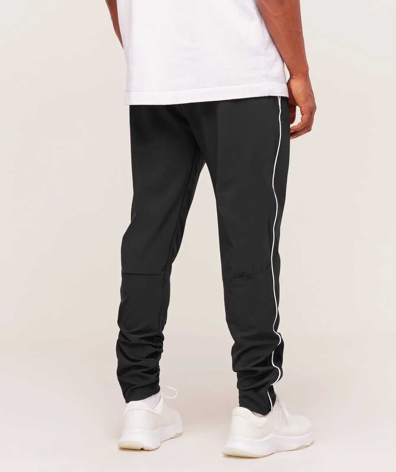 Gymshark Arrival Woven Block Joggers - Black