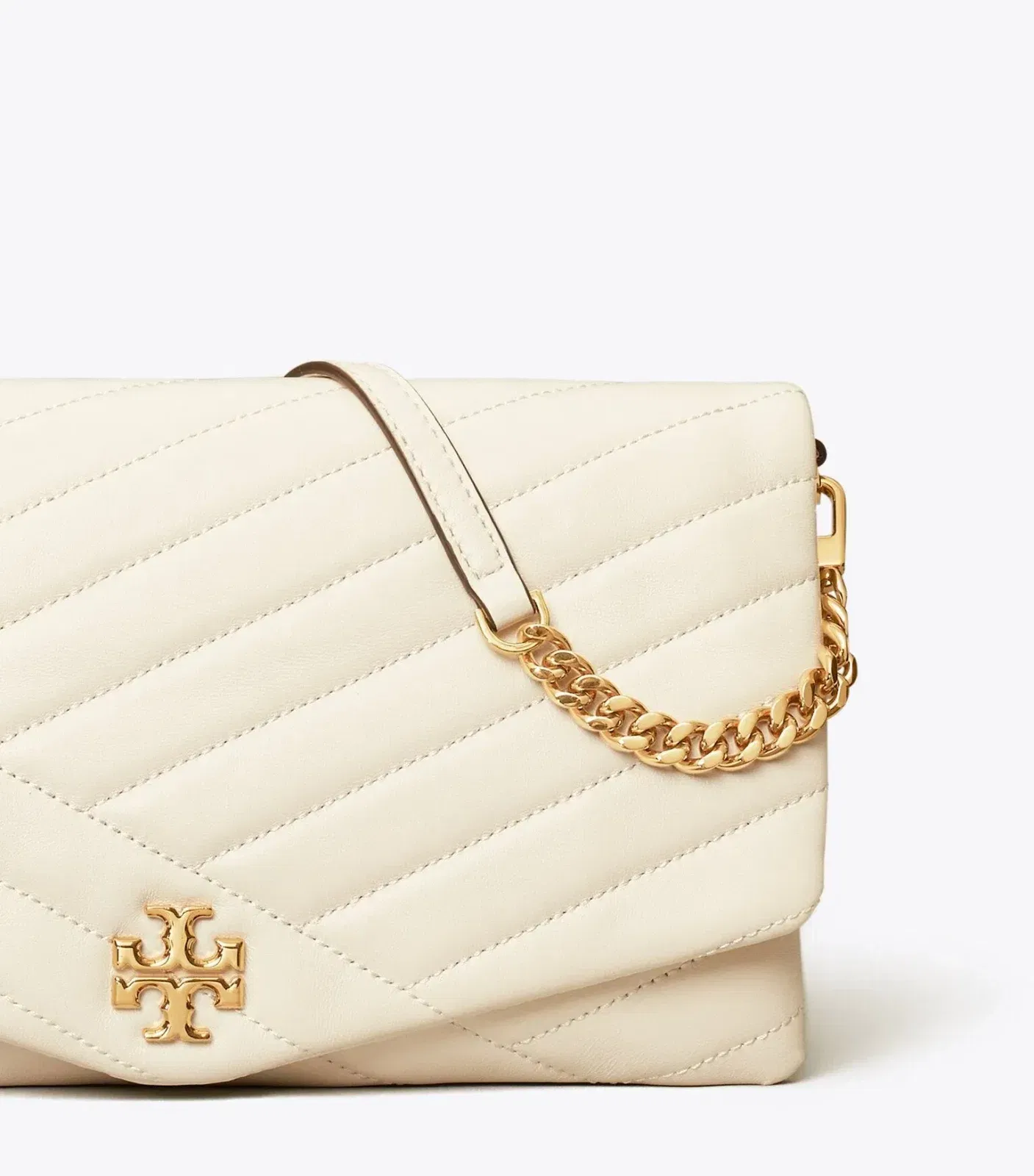 Kira Chevron Clutch