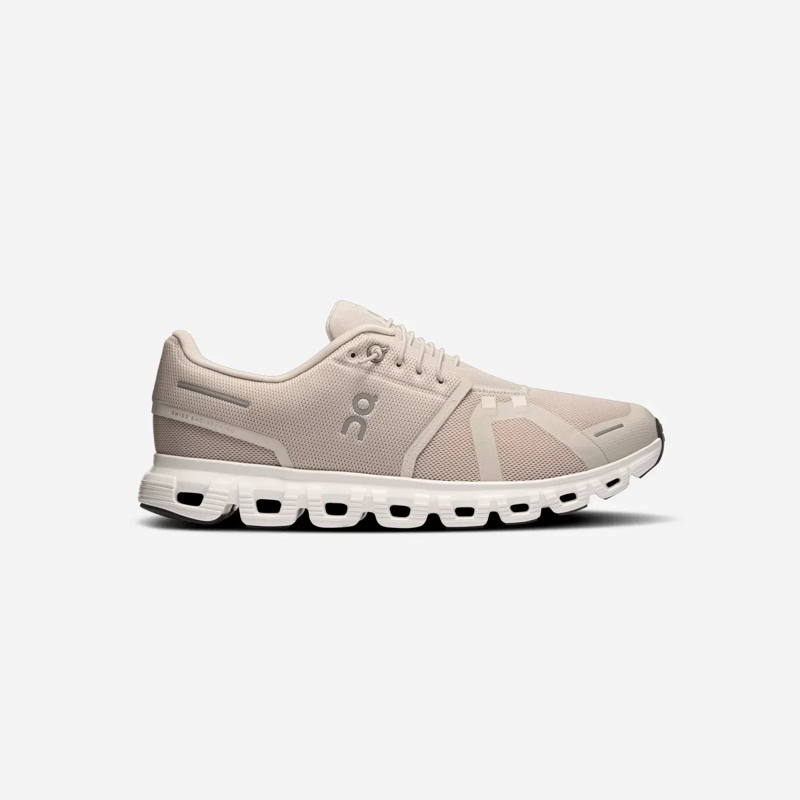 ON Running Cloud 6 Pearl White