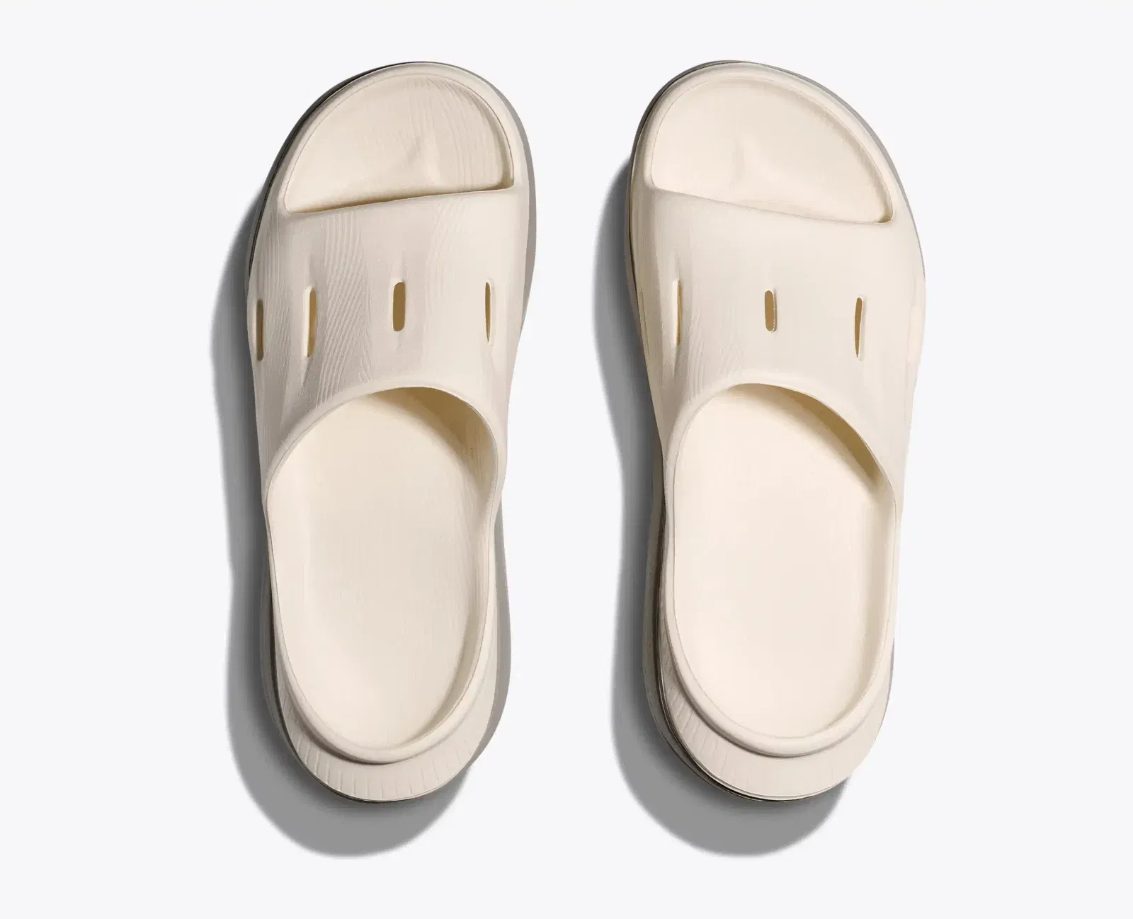 Hoka Ora Recovery Slide 3