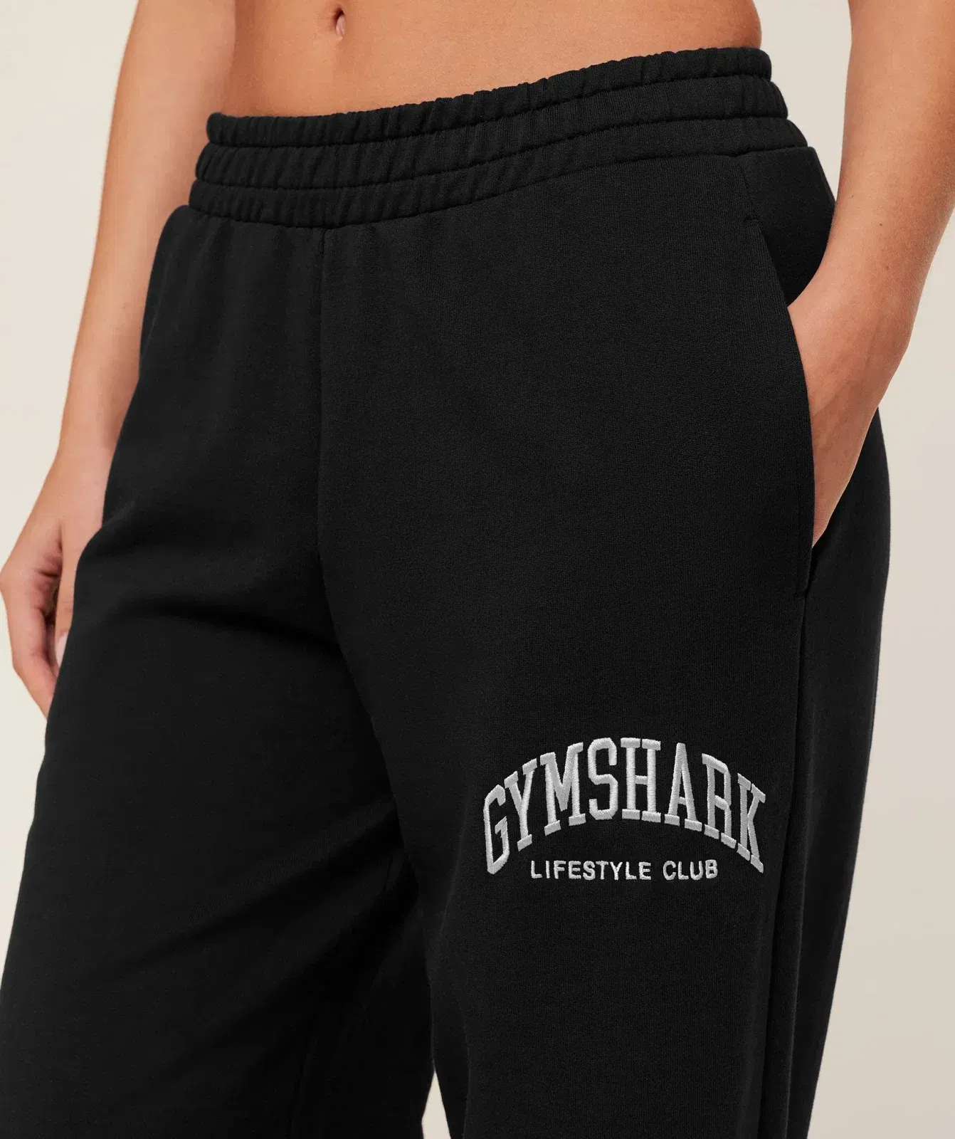 Gymshark Collegiate Graphic Straight Leg Jogger - GS Black