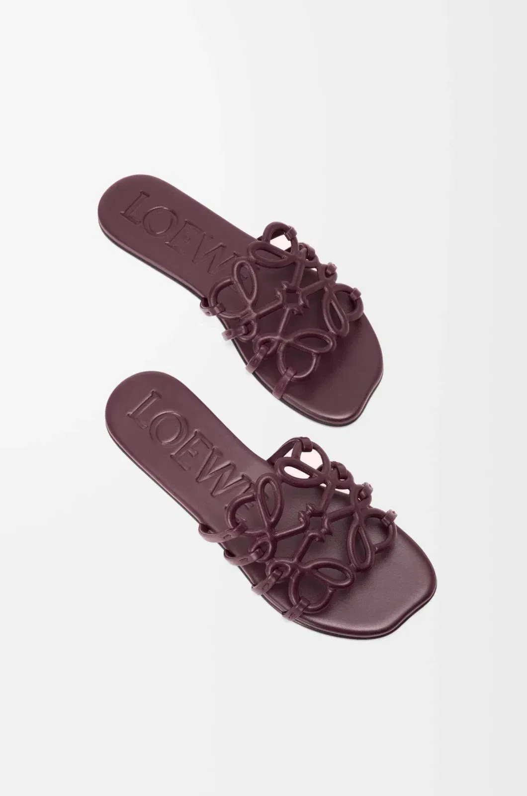 Petal Anagram slide in soft calfskin