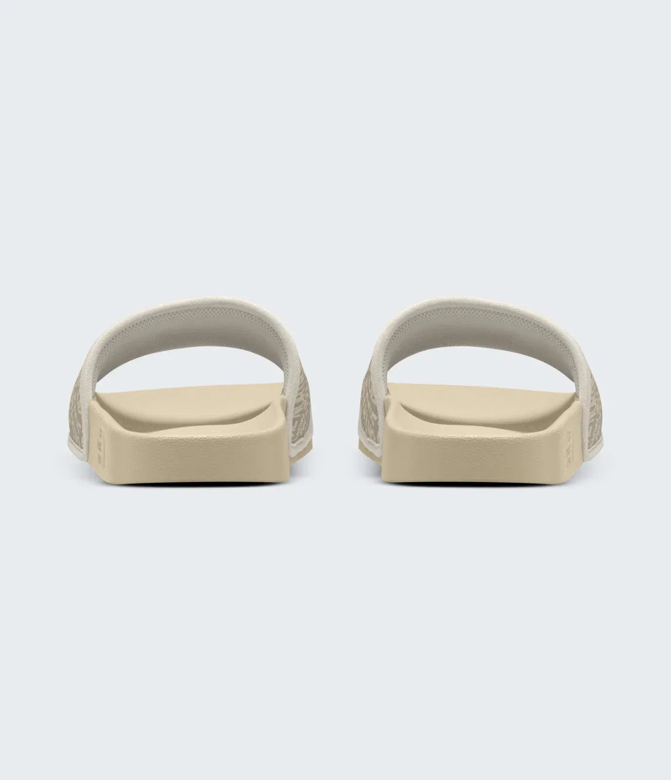 The North Face Womens Base Camp Slides Iii Desert Stone-White Dune Desert Stone-White Dune