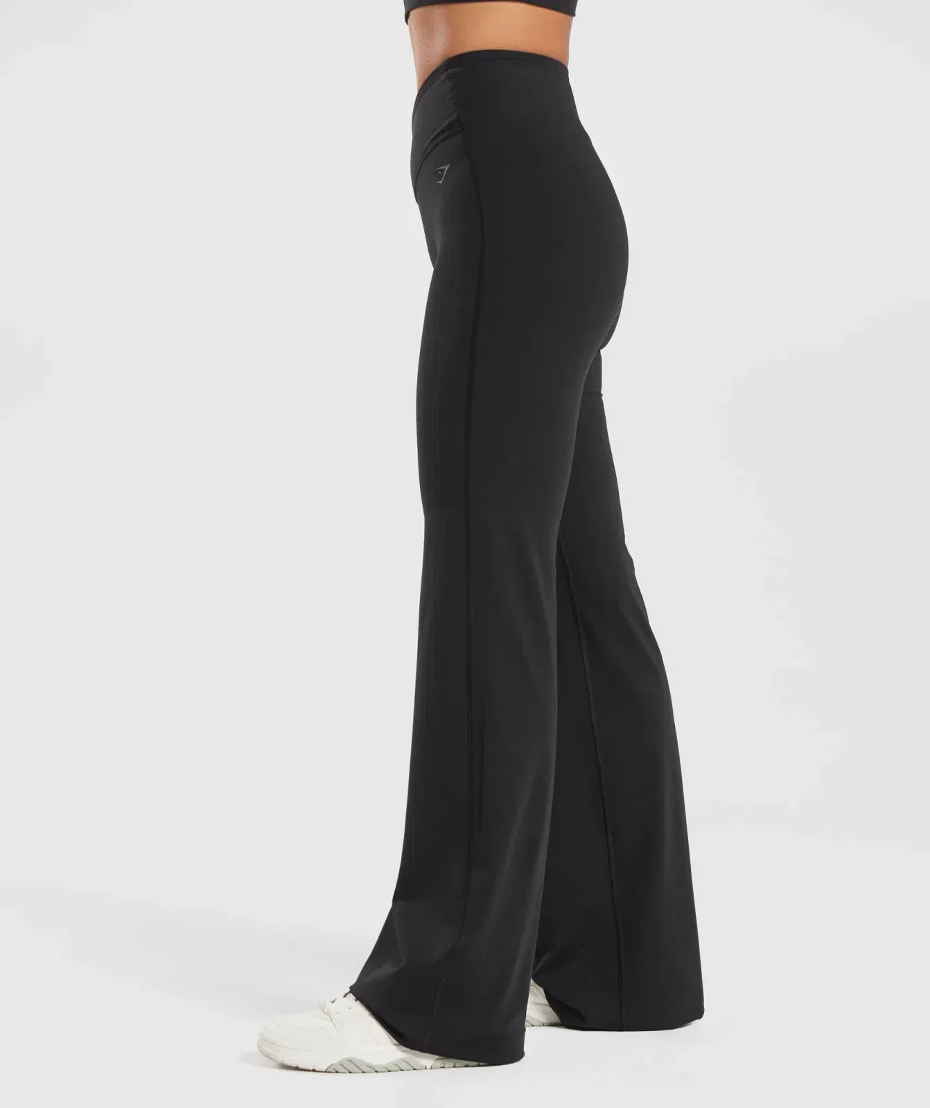 Women's Gymshark Crossover Tall Flared Leggings Black