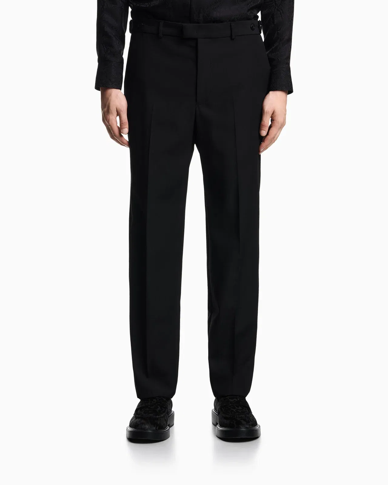 Emporio Armani Trousers with a pleat in virgin wool with a technical finish