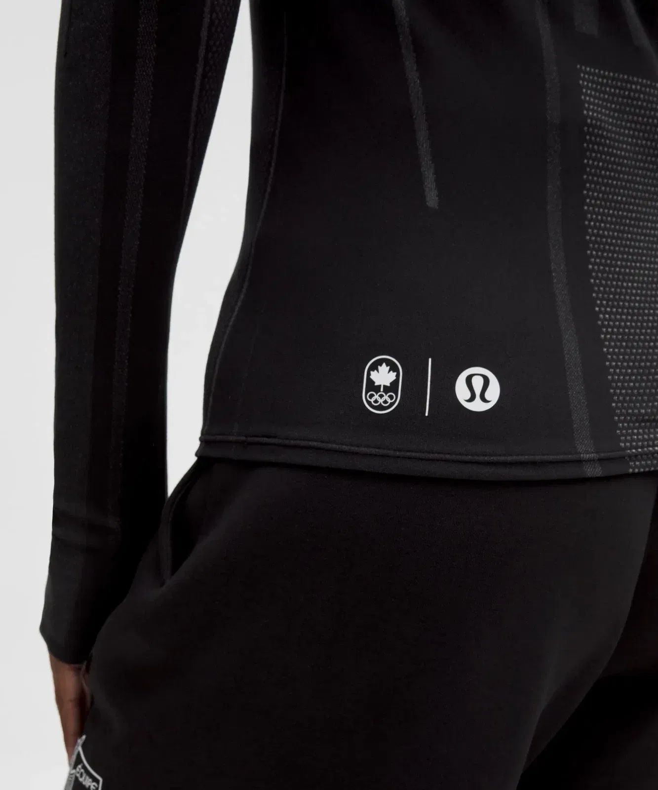Lululemon Women's Team Canada Women's Seamless Mockneck Base Layer *COC Logo