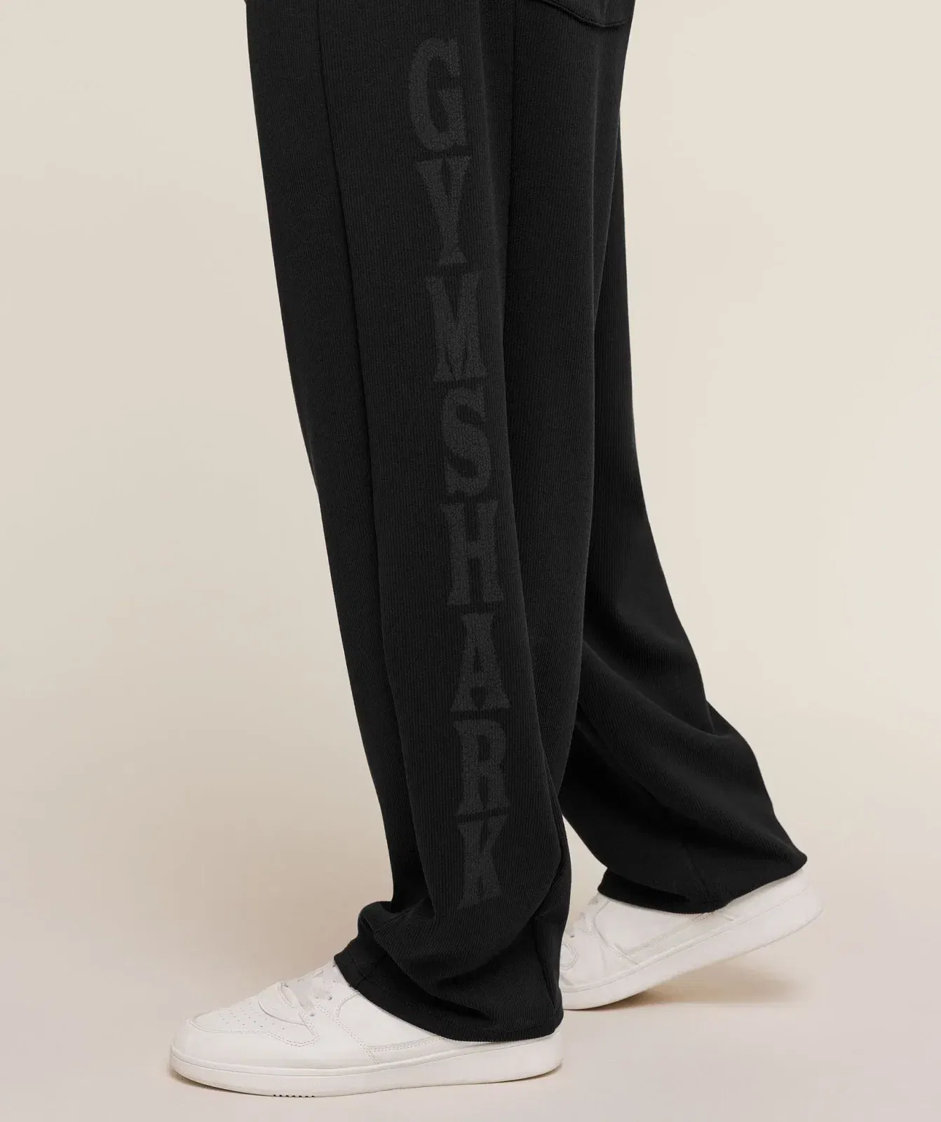 Gymshark Straight Leg Tracksuit Pant - Black