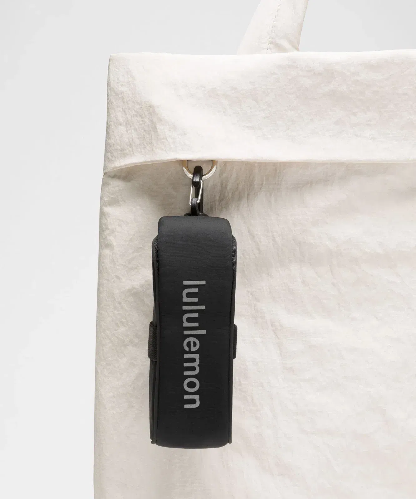 Lululemon Clippable Nano Golf Pouch