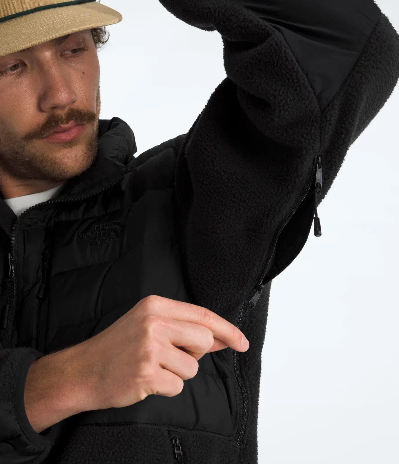 The North Face Men’s RMST Denali Tek Hybrid Jacket TNF Black