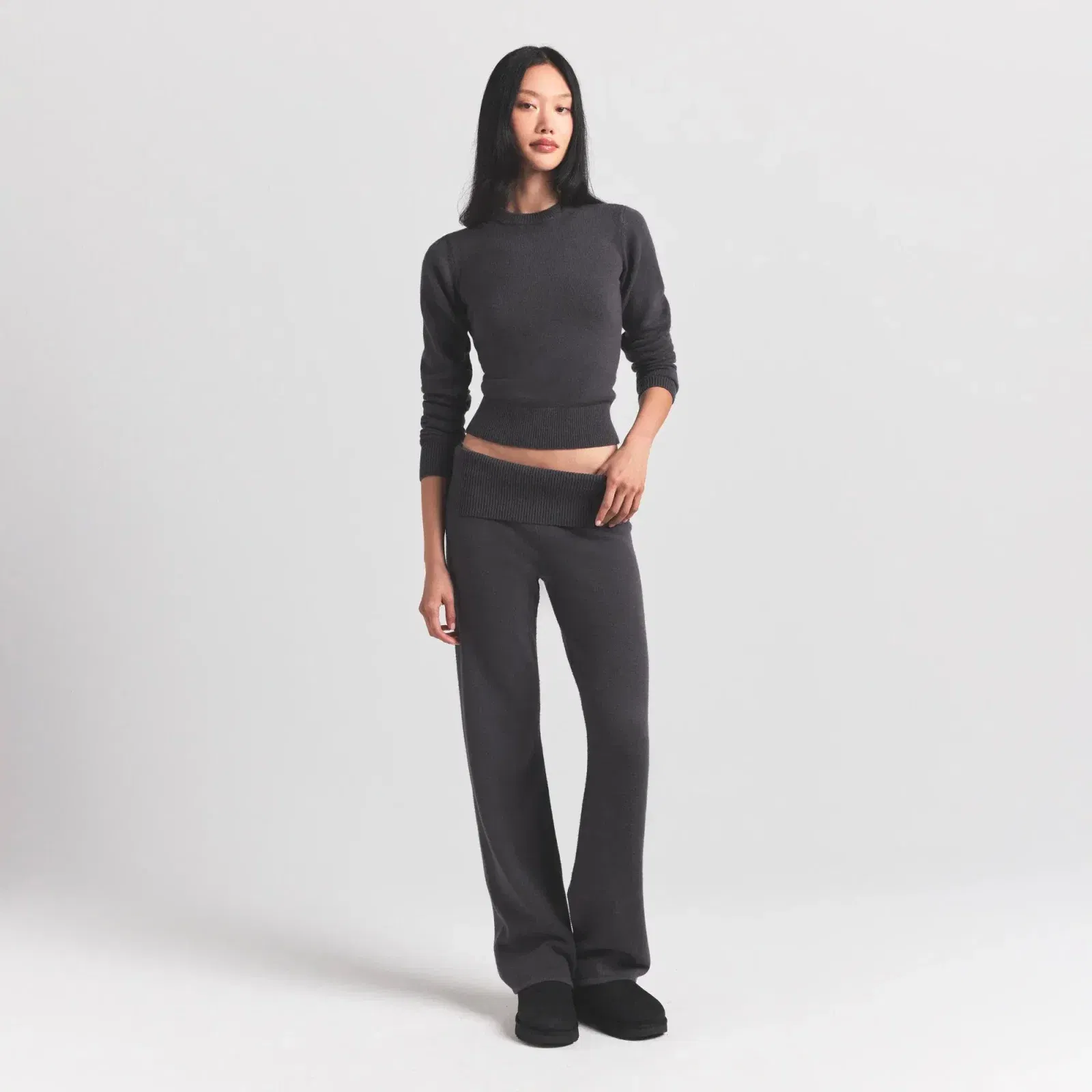 Sweater Knits Ribbed Long Sleeve Fitted Crew Neck