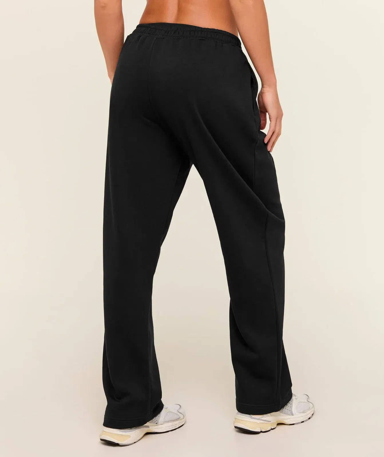 Women's Gymshark Training Fleece Straight Leg Regular Joggers Black