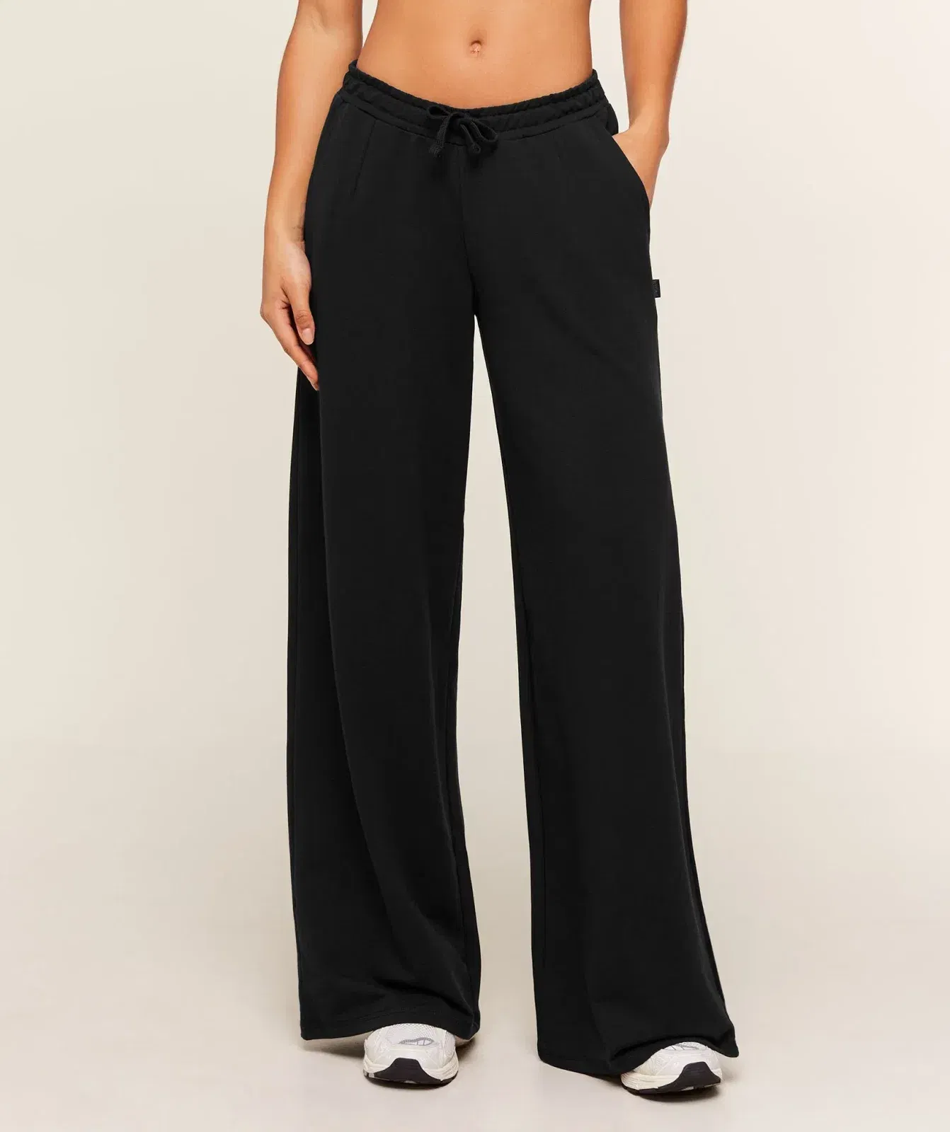 Women's Gymshark Lightweight Wide Leg Pant Tall Black