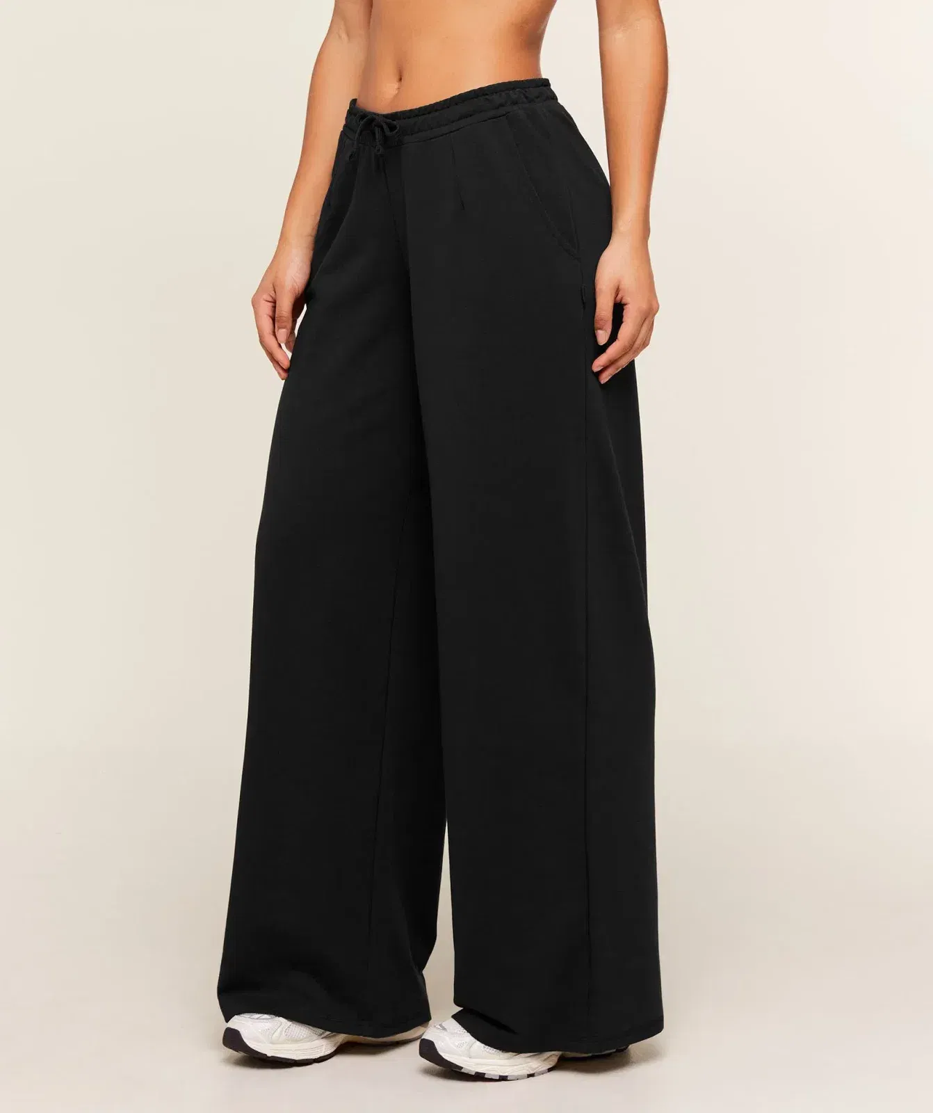 Women's Gymshark Lightweight Wide Leg Pant Tall Black