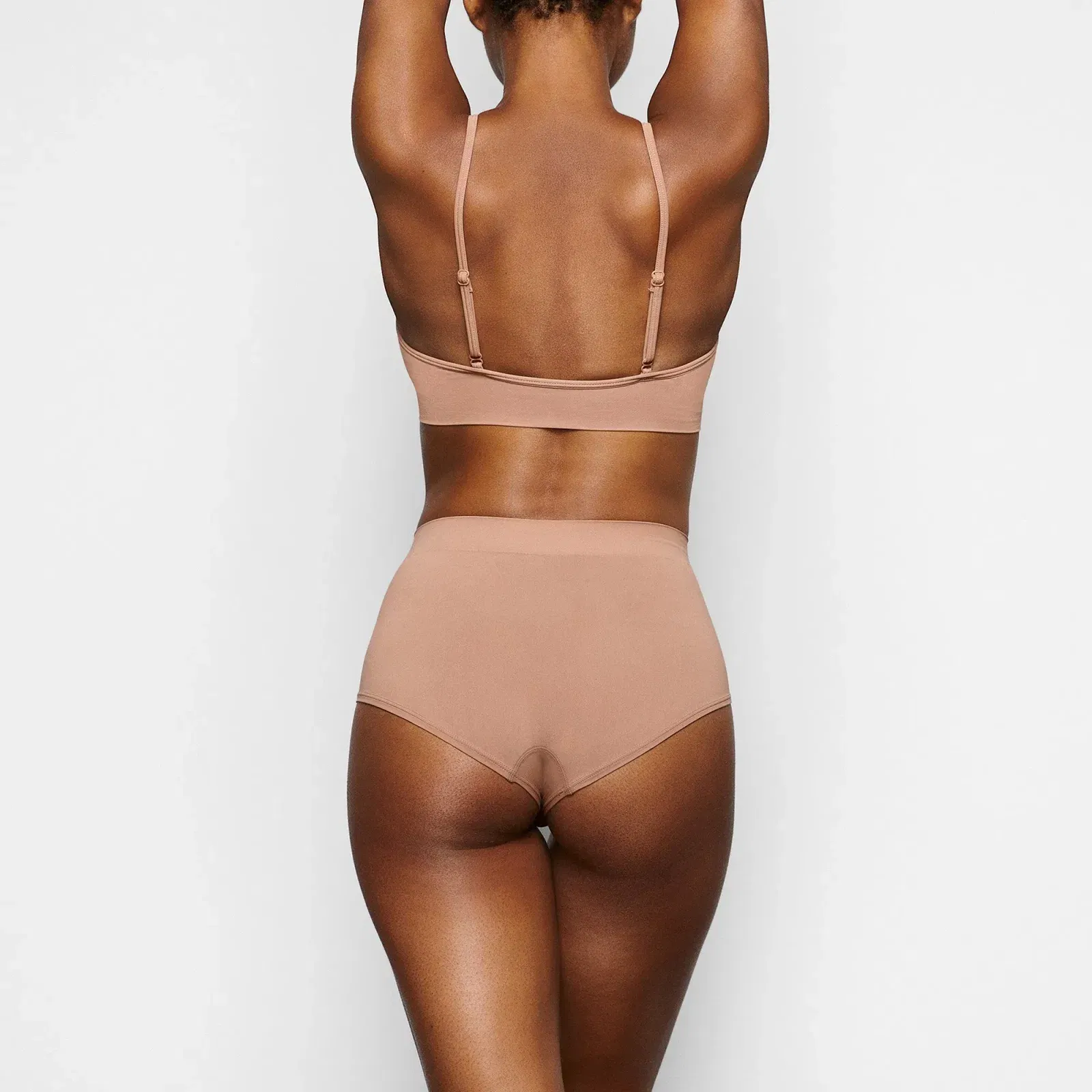 Soft Smoothing Seamless Boy Short
