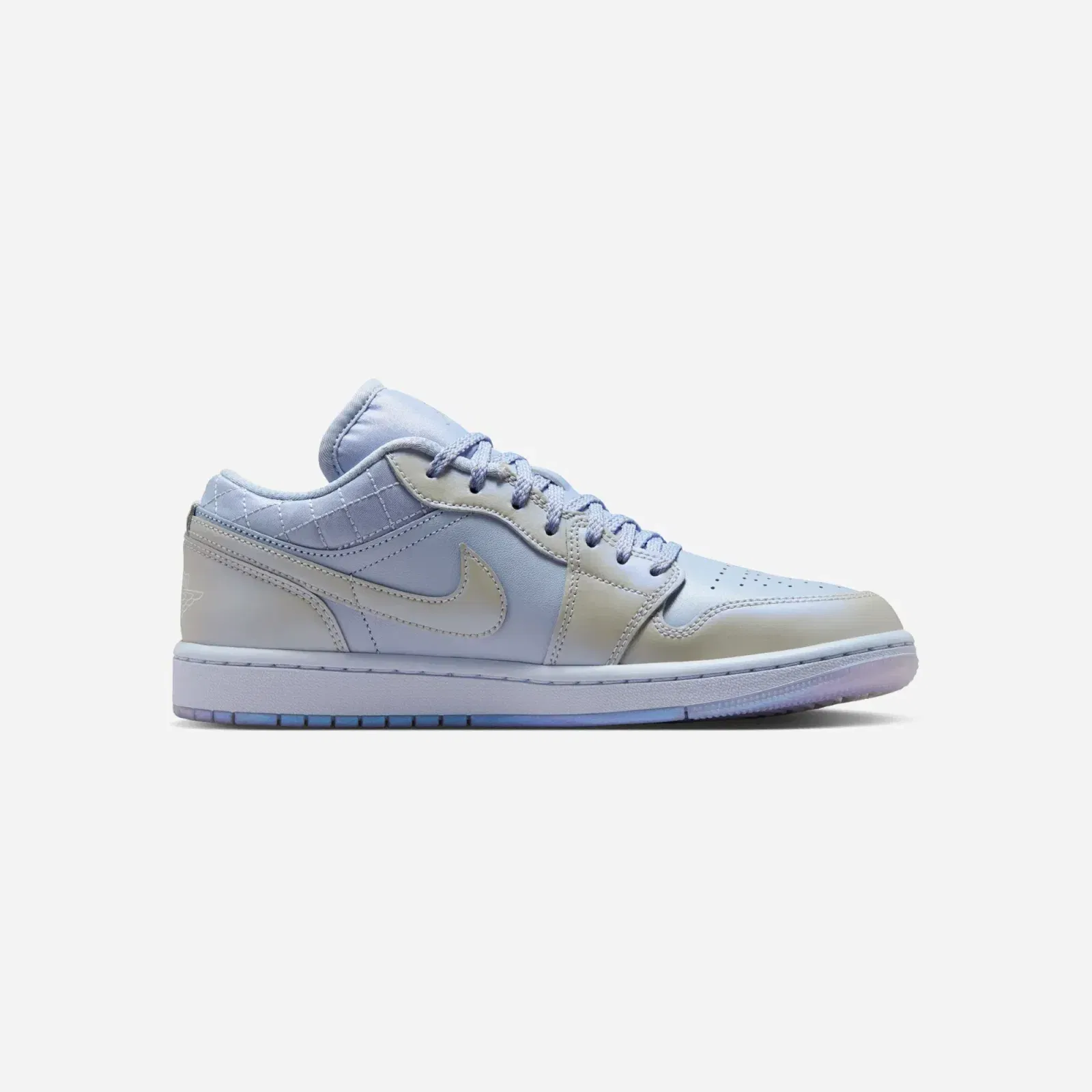 Nike Air Jordan 1 Low SE Ghost Pearlized Quilt WMNS