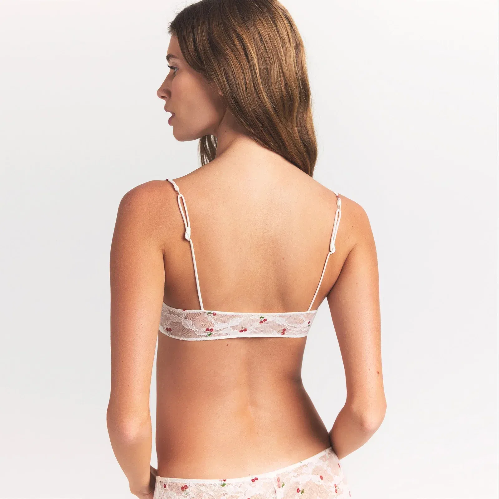 Stretch Lace Skimpy Scoop Bralette