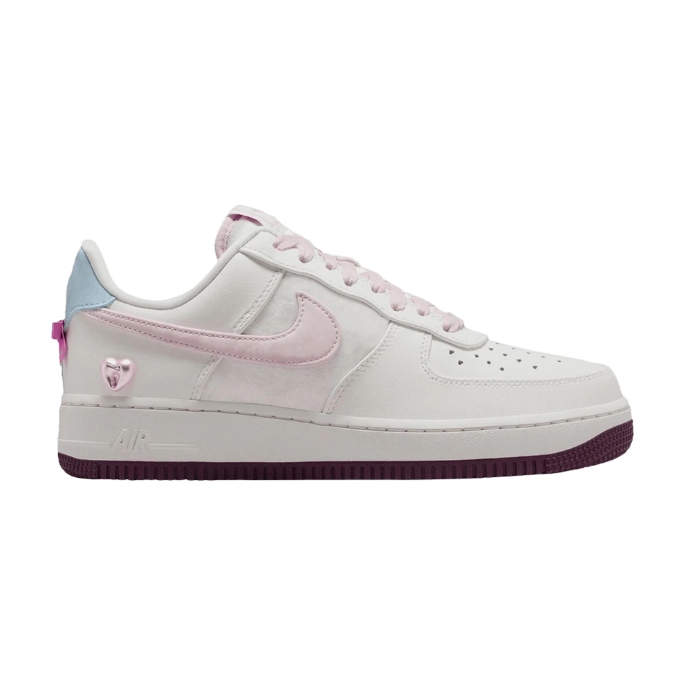 Nike Wmns Air Force 1 'Valentine's Day' 2026