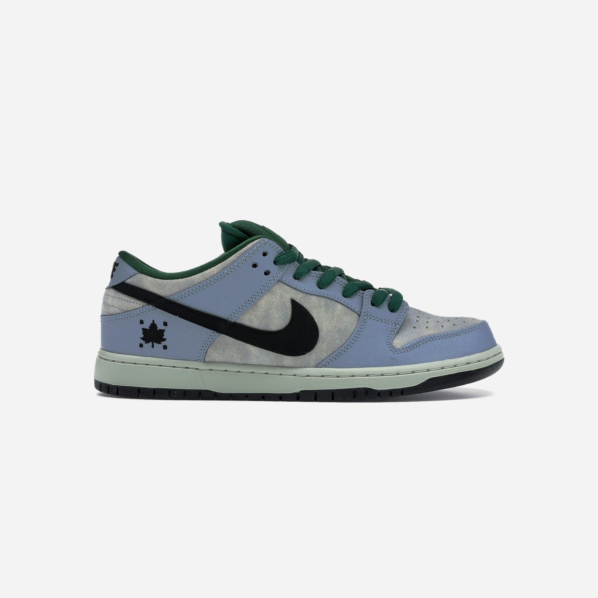 Nike Sb Dunk Low Maple Leaf Central Park