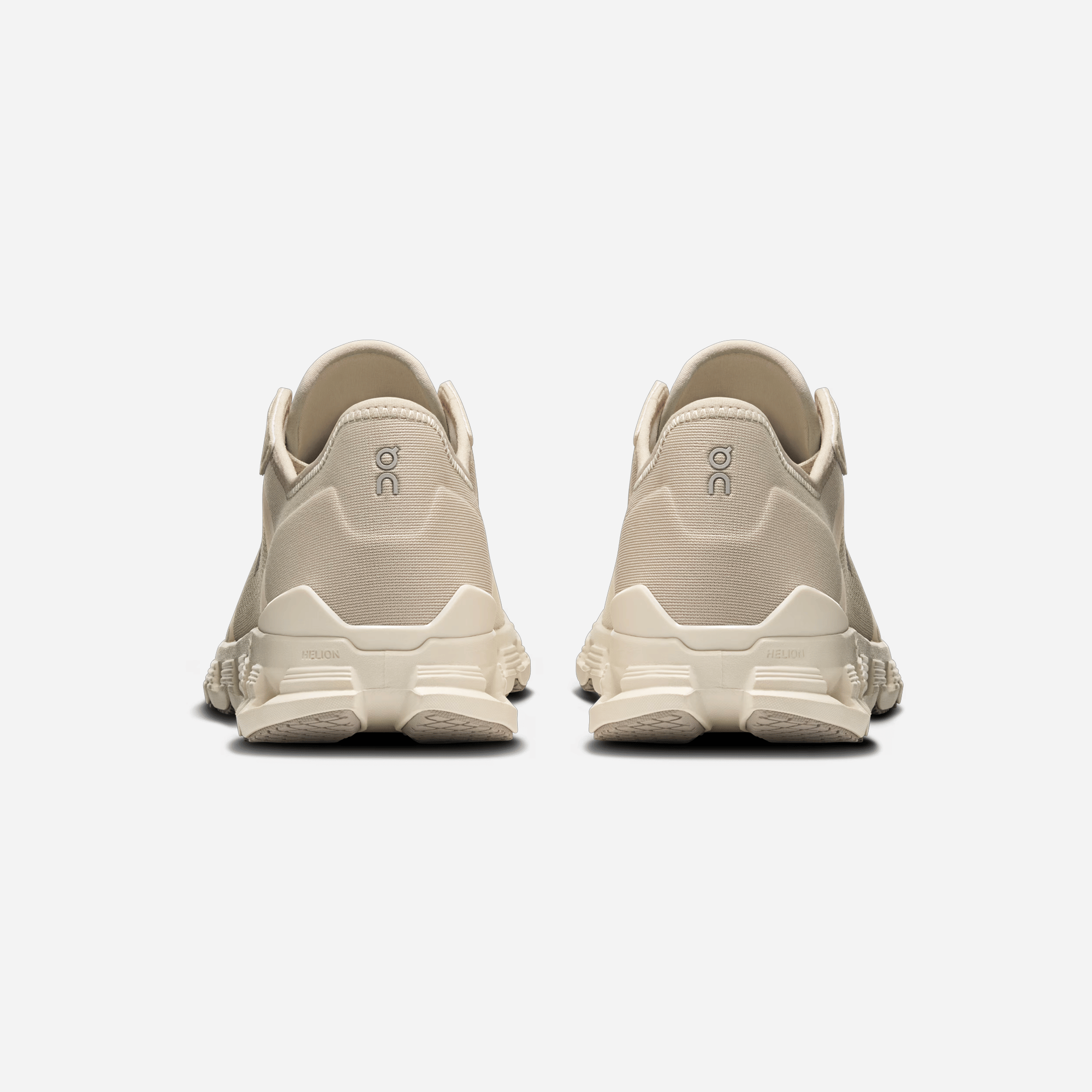 ON Running Cloud x 4 AD Pelican Ghost