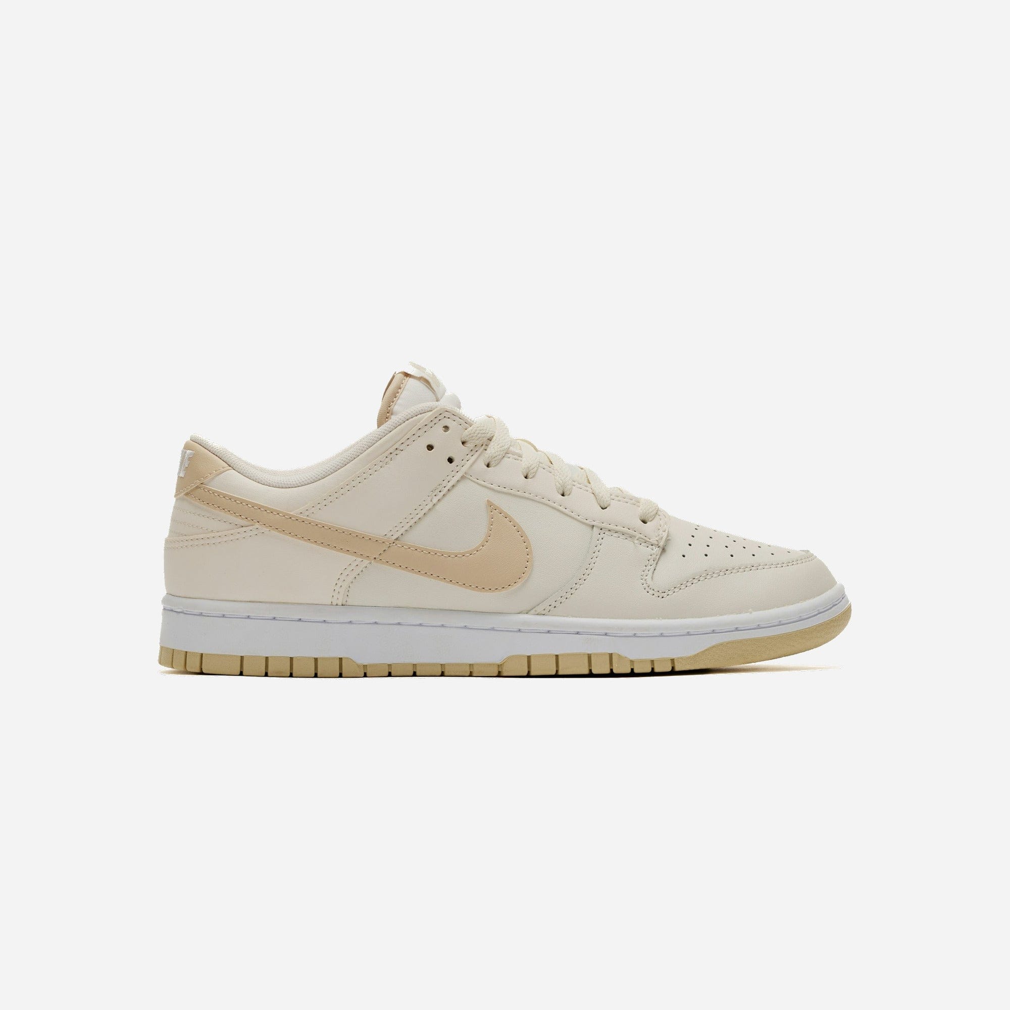 Nike Dunk Low Phantom Sanddrift