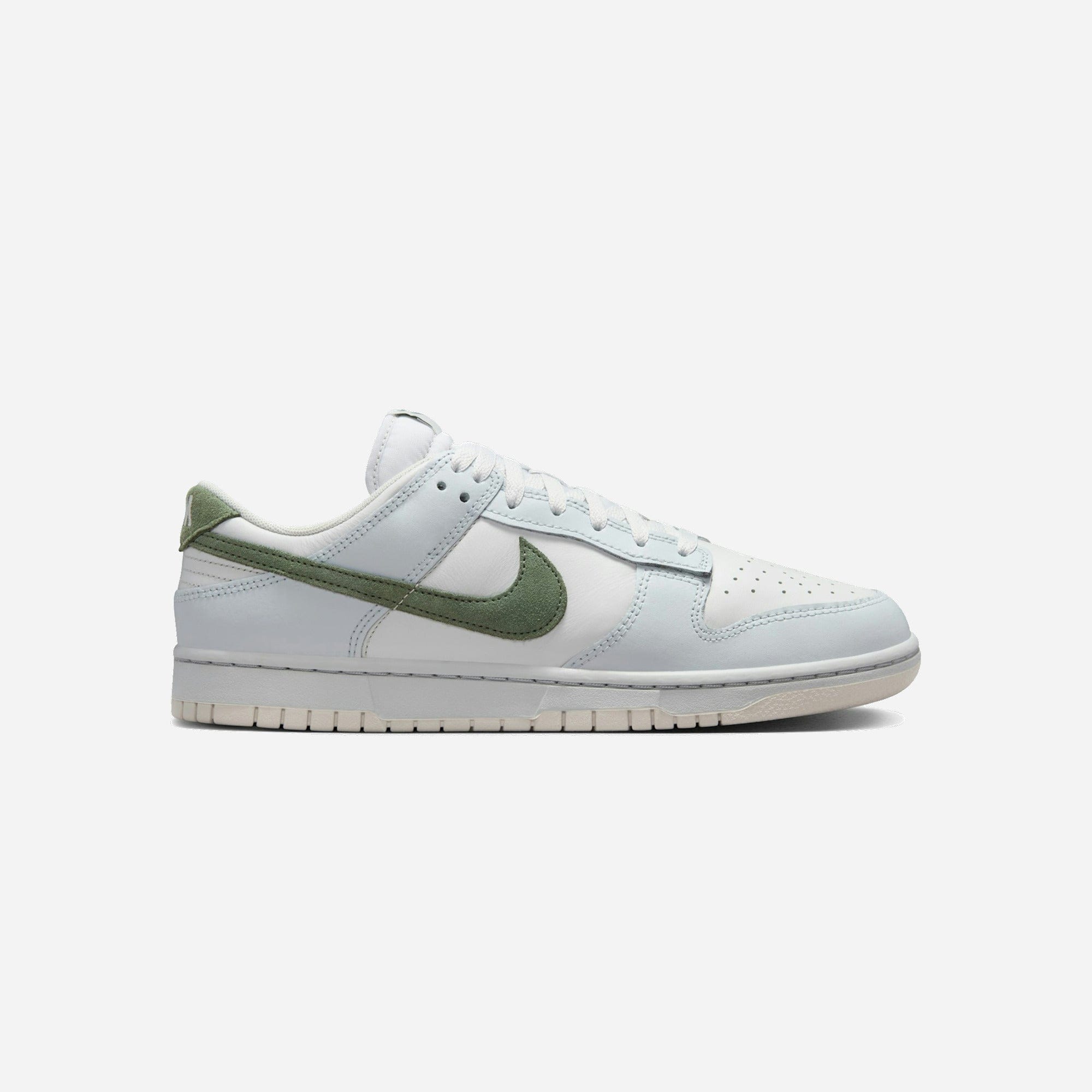Nike Dunk Low Platinum Tint Juniper Fog