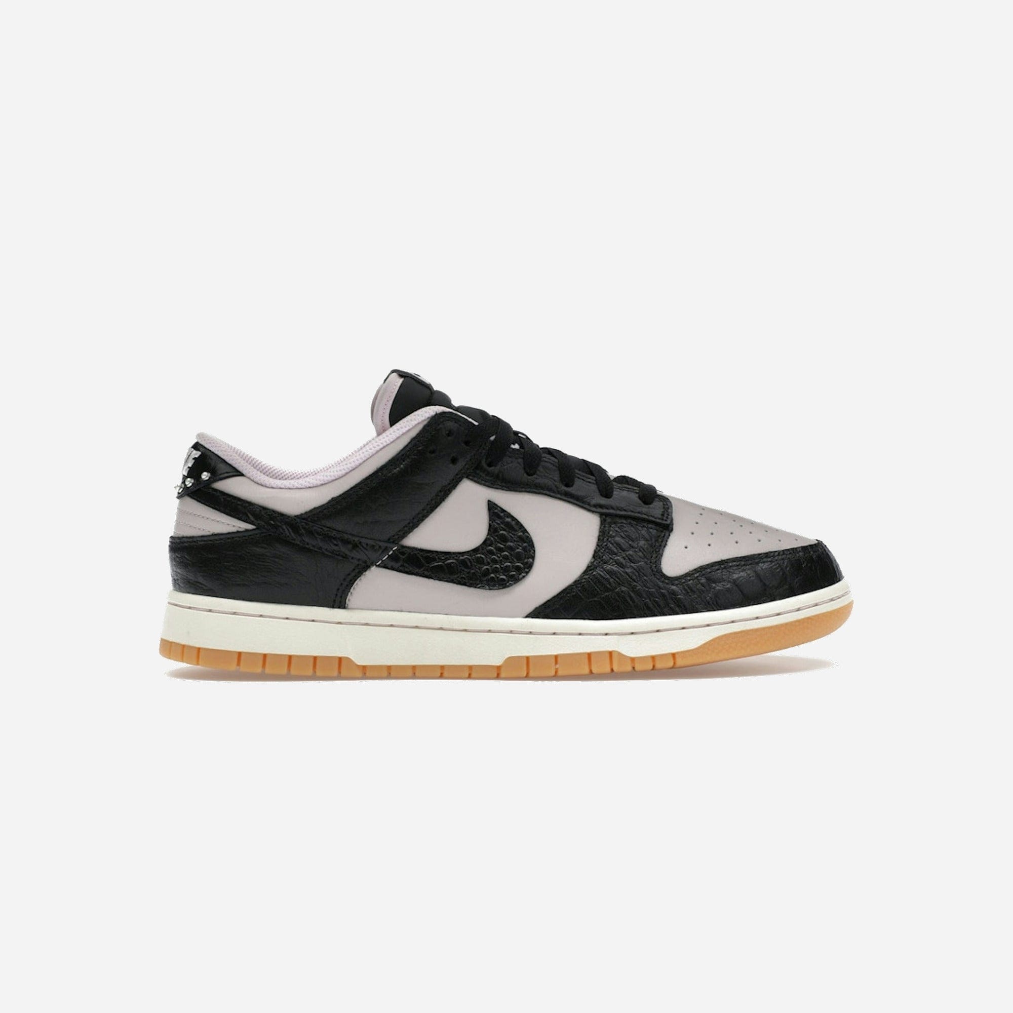 Nike Dunk Low Retro Pink Foam Black