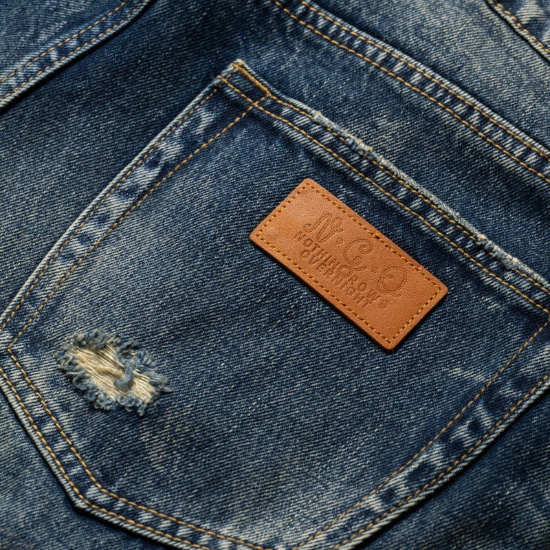 Nothing Grows Overnight Timeless Jeans - Blue Wash