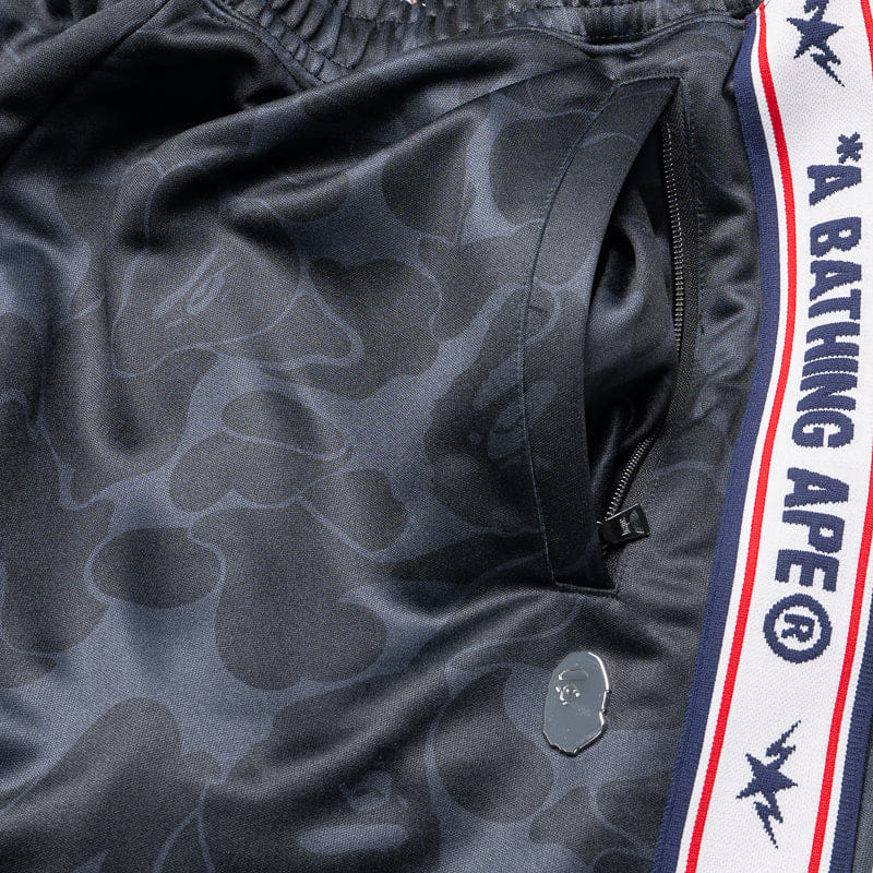 BAPE A Bathing Ape Solid Camo One Point Sweatpants - Black