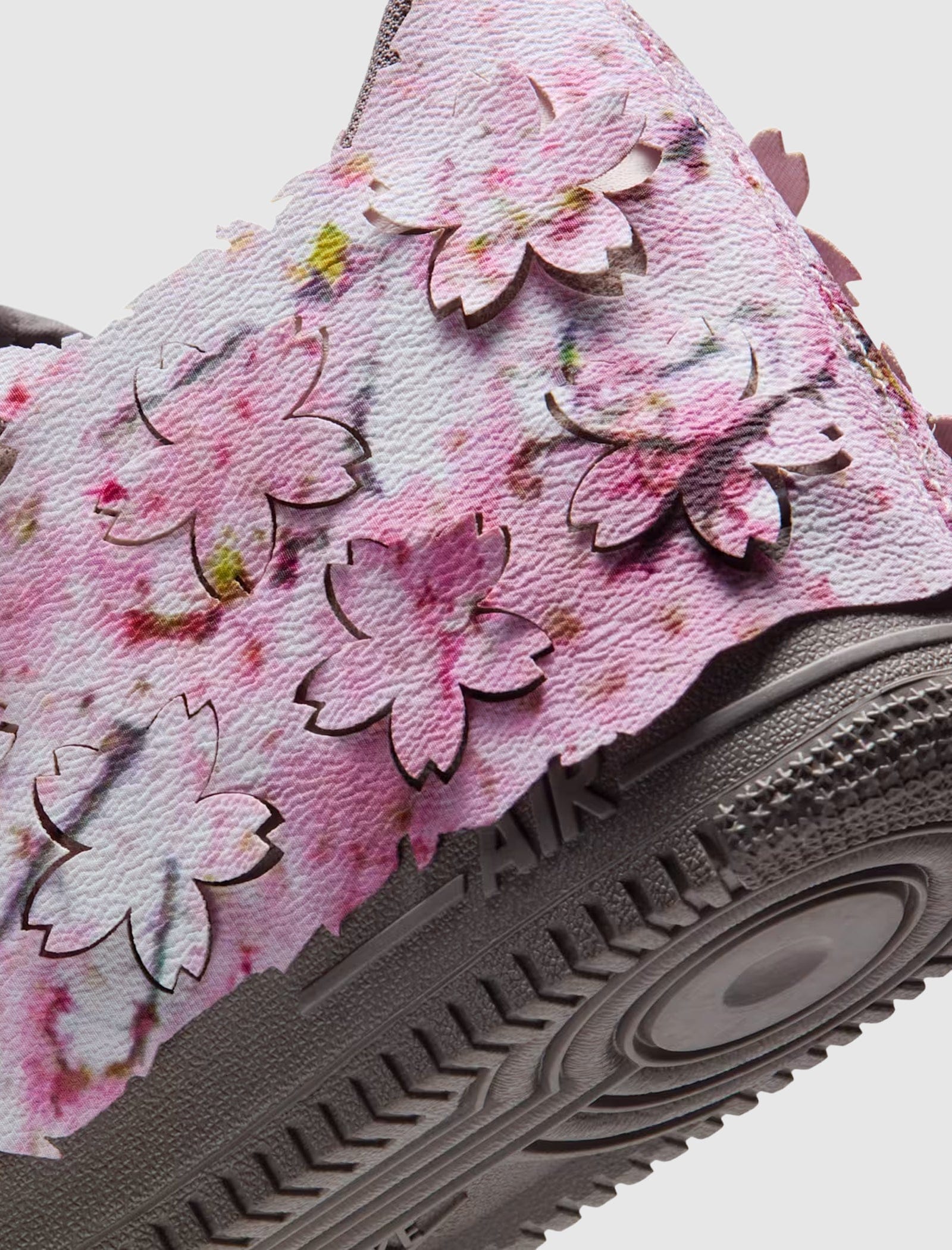 Nike AIR FORCE 1 '07 "CHERRY BLOSSOM"