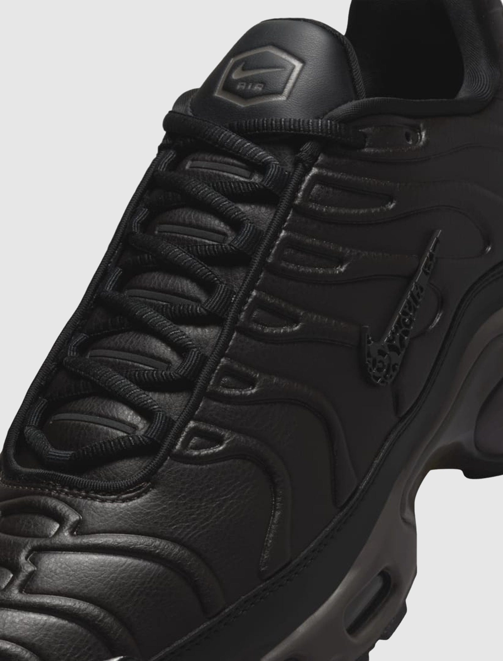 Nike AIR MAX PLUS PRM OLYMPICS "BLACK TEA"