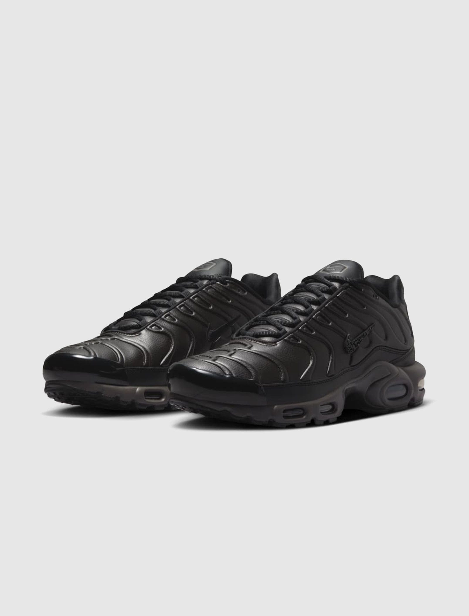 Nike AIR MAX PLUS PRM OLYMPICS "BLACK TEA"