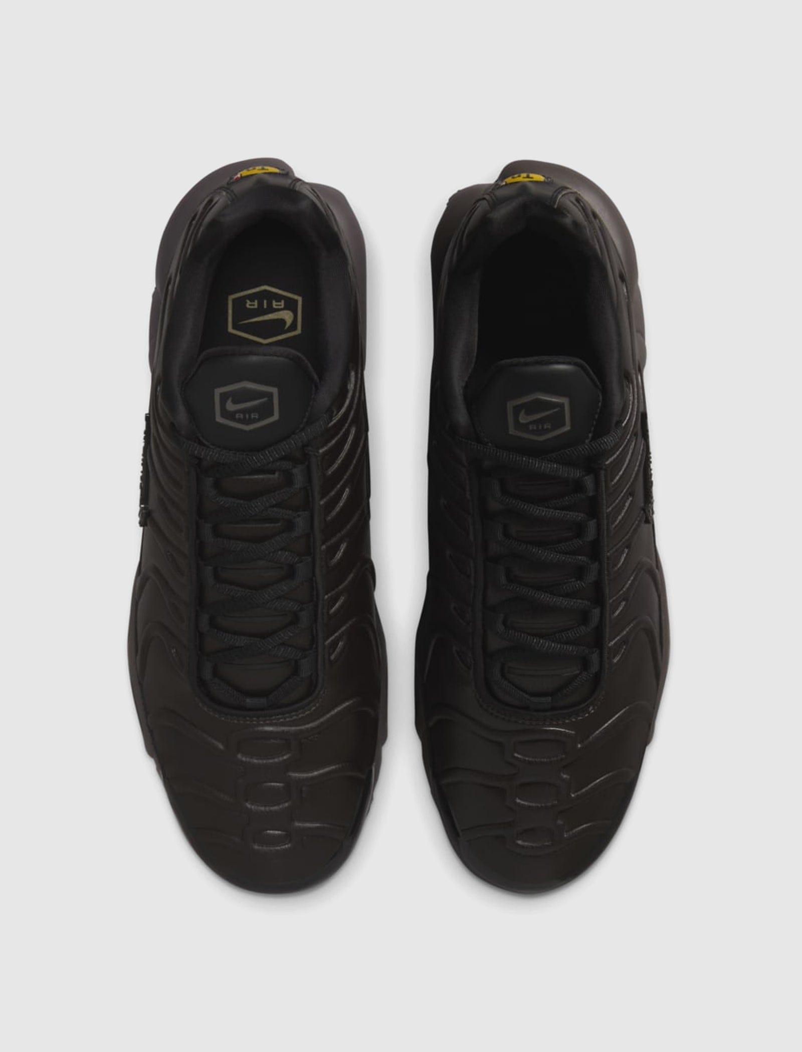 Nike AIR MAX PLUS PRM OLYMPICS "BLACK TEA"