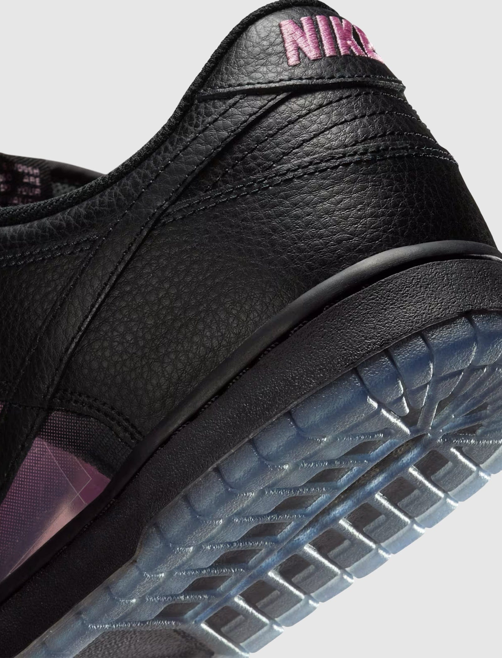 Nike DUNK LOW RETRO PRM "PINK RISE/ BLACK"