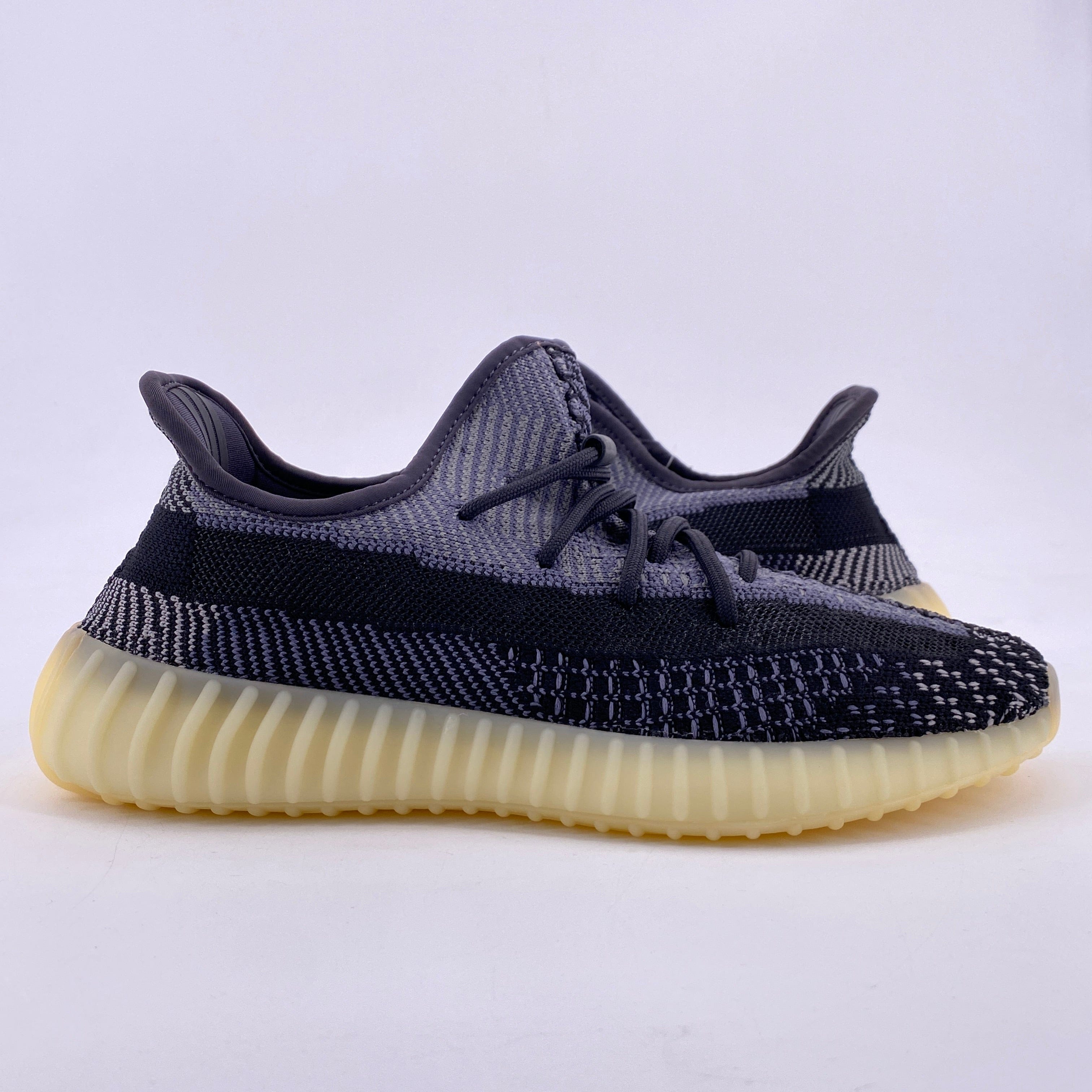 Yeezy 350 v2 "Carbon" 2020 New Size 9
