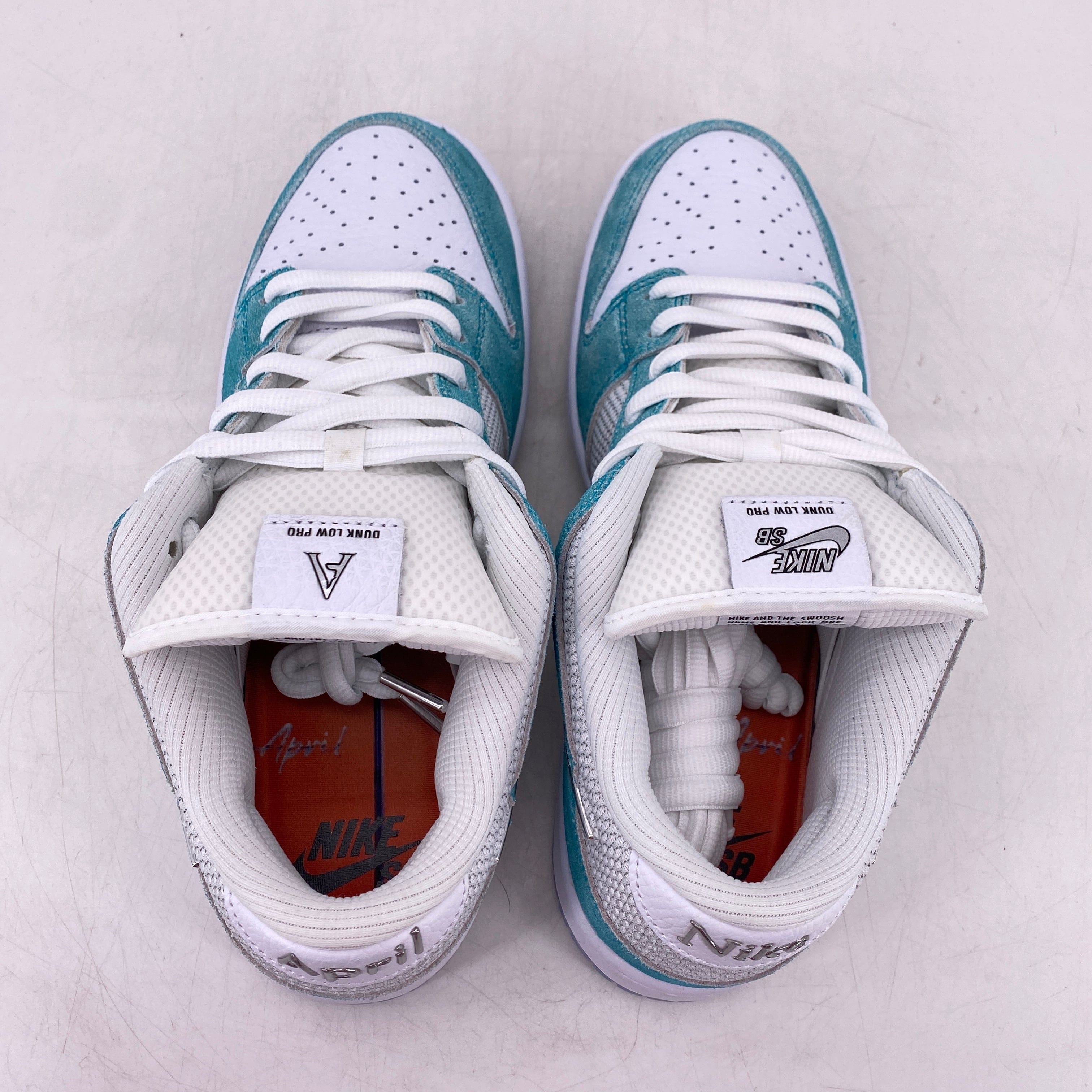 Nike SB Dunk Low "April" 2023 New Size 10