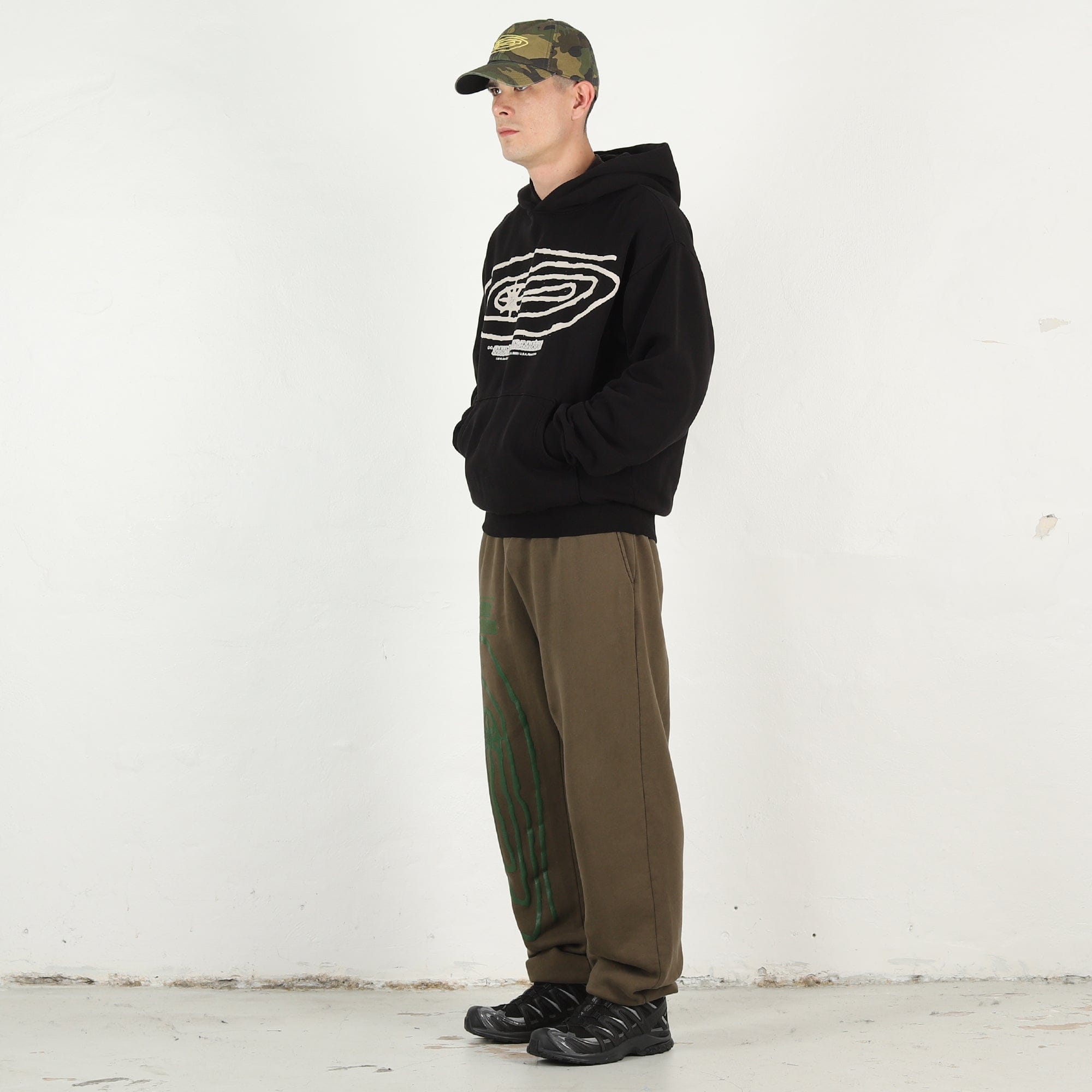 Online Ceramics Shooting Star Hoodie - Black