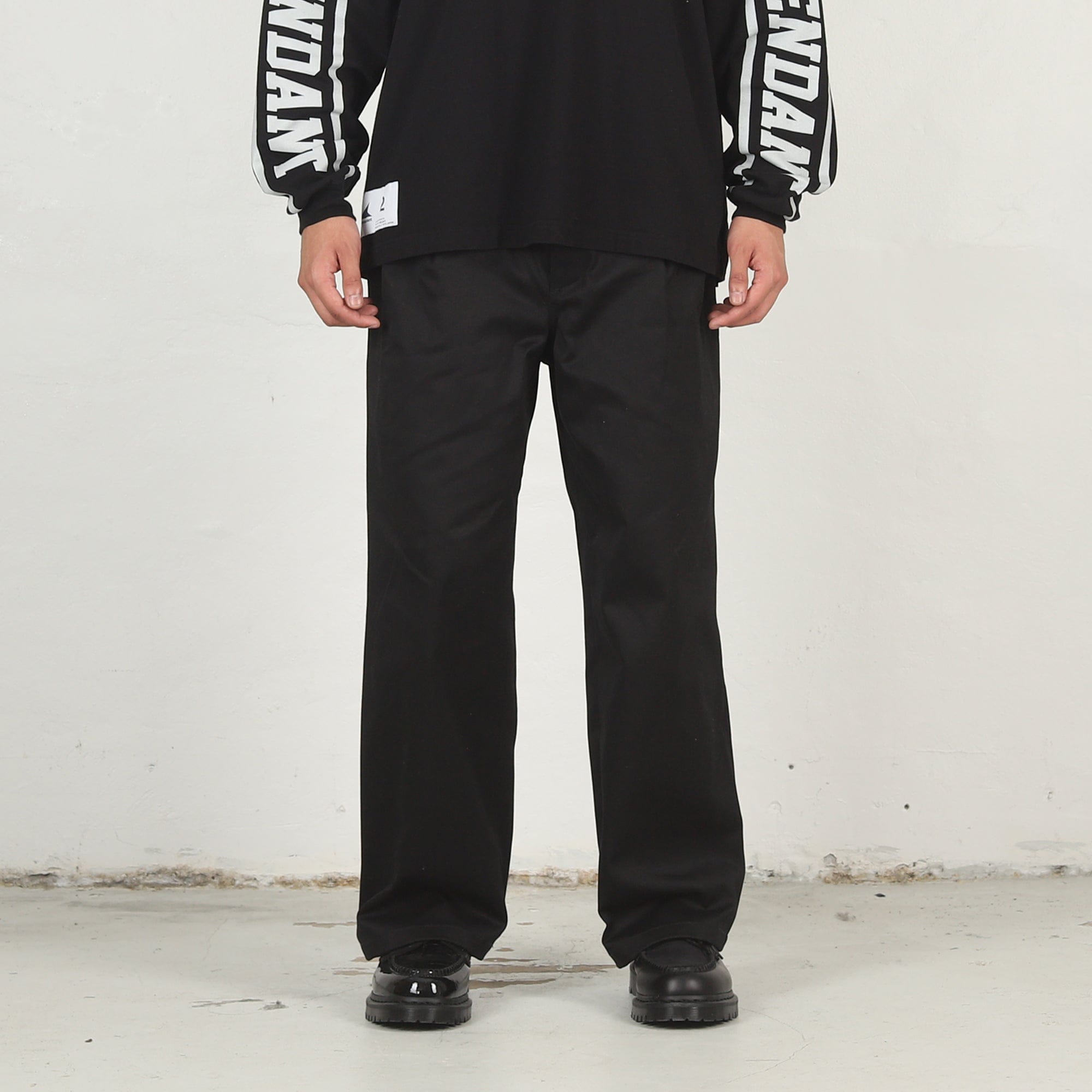 Descendant Clasp Duck Webbing Trousers - Black