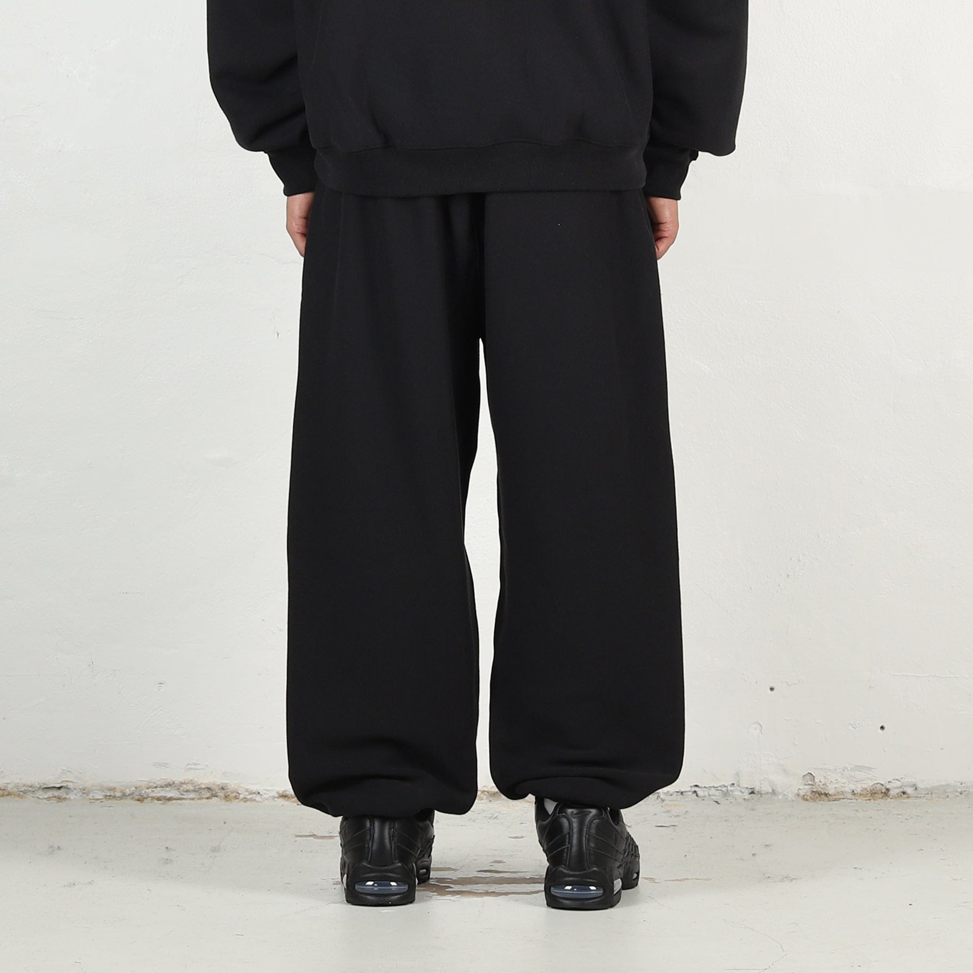 Palace Unisex Jogger - Black