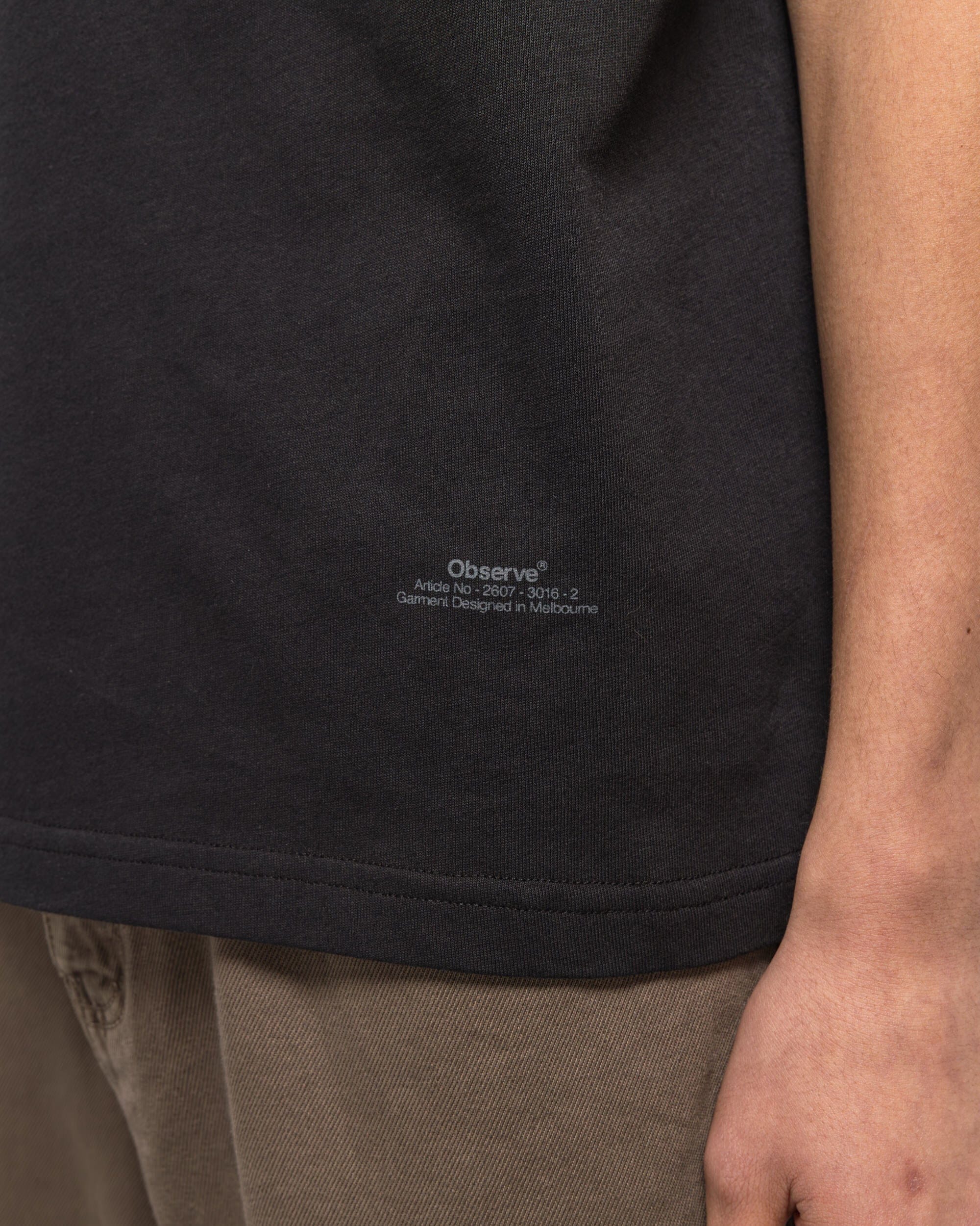 Observe Raglan T-Shirt - Black