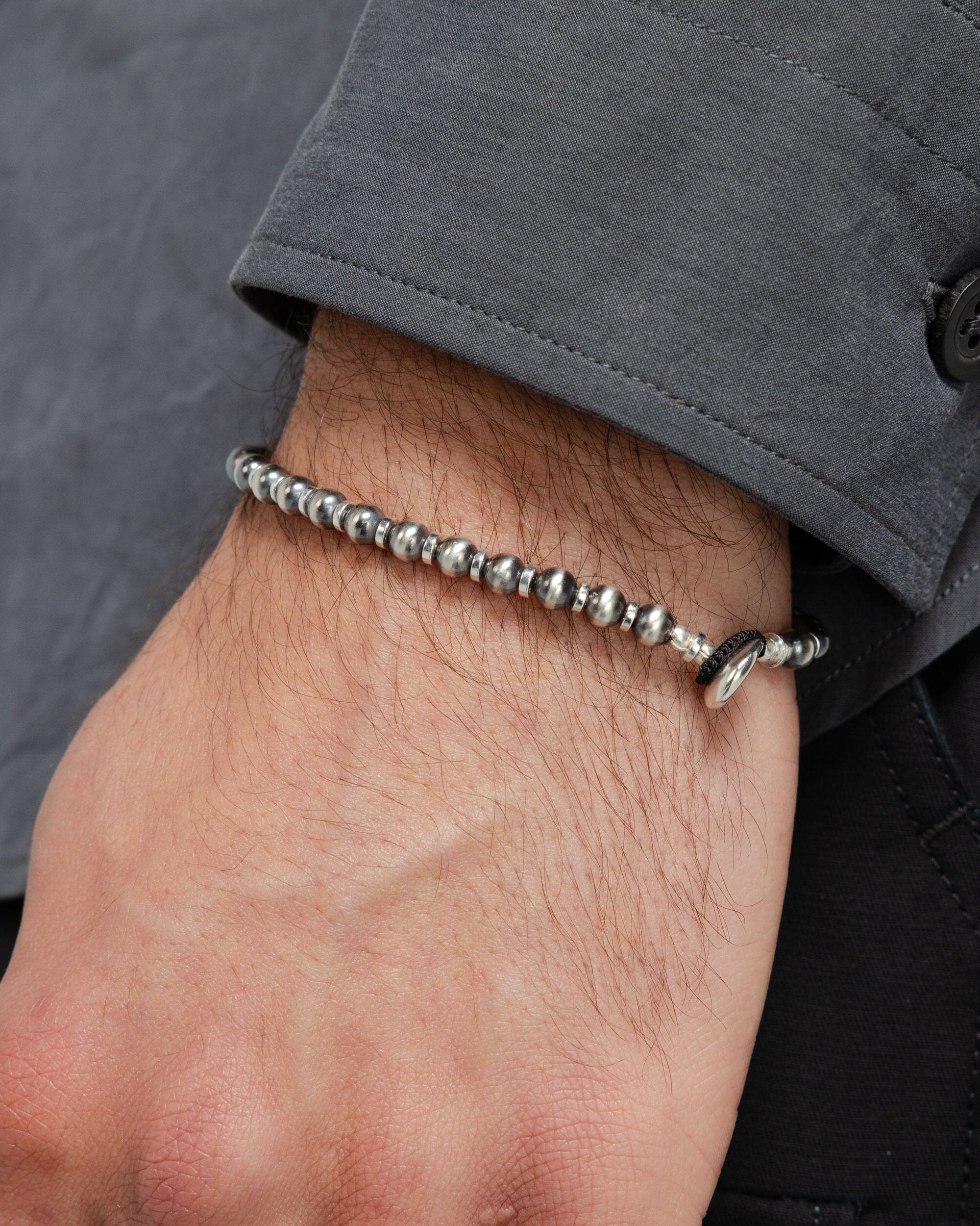 Mikia Navajo Pearl 5mm Bracelet - 925 Silver