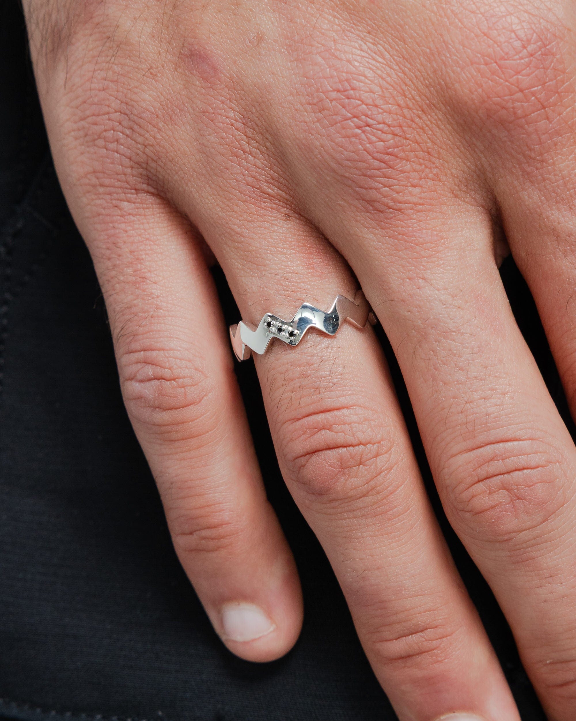 Mikia Snake Ring - Silver/Black Diamond