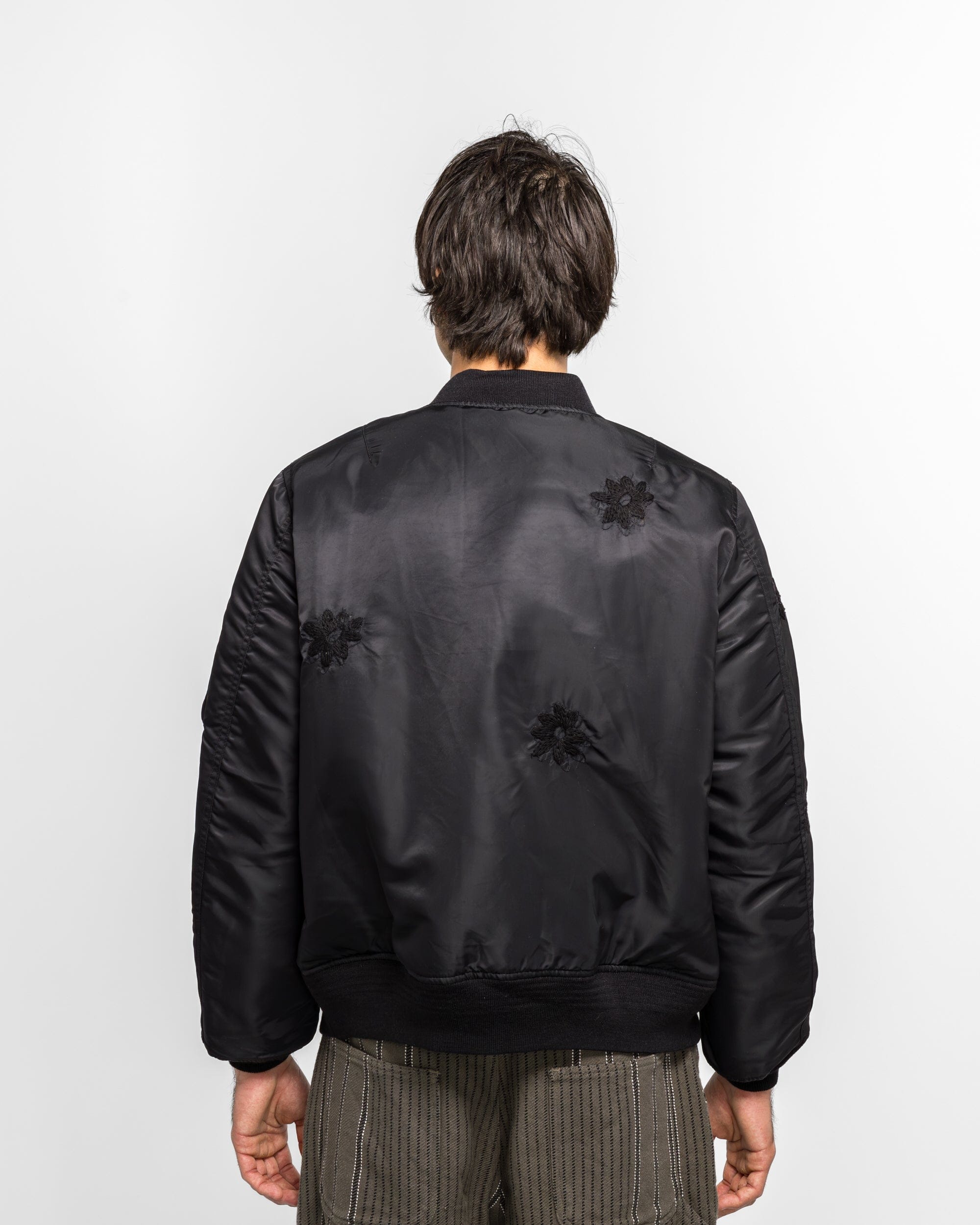 NOMARHYTHM TEXTILE Flower Embroidery Flight Jacket - Black